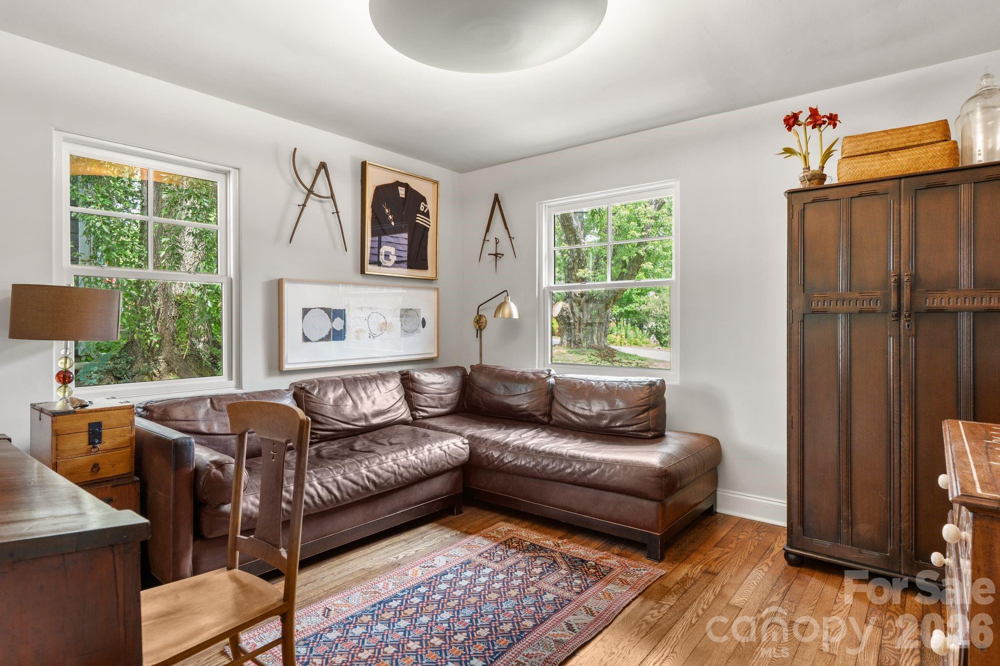 664 Lakeshore Drive — Asheville