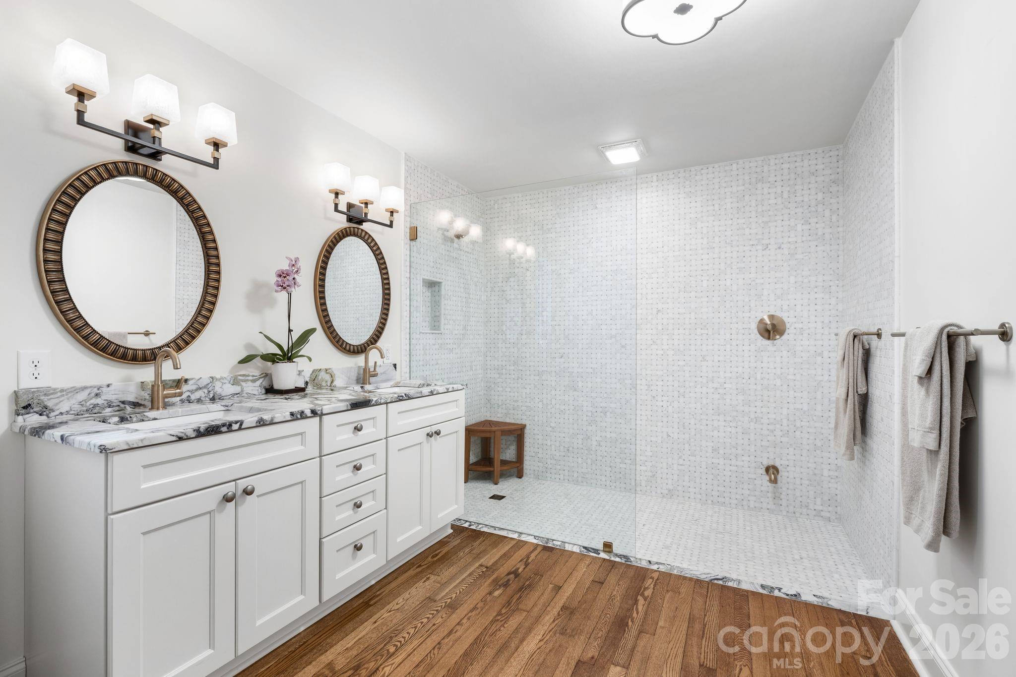 664 Lakeshore Drive — Asheville
