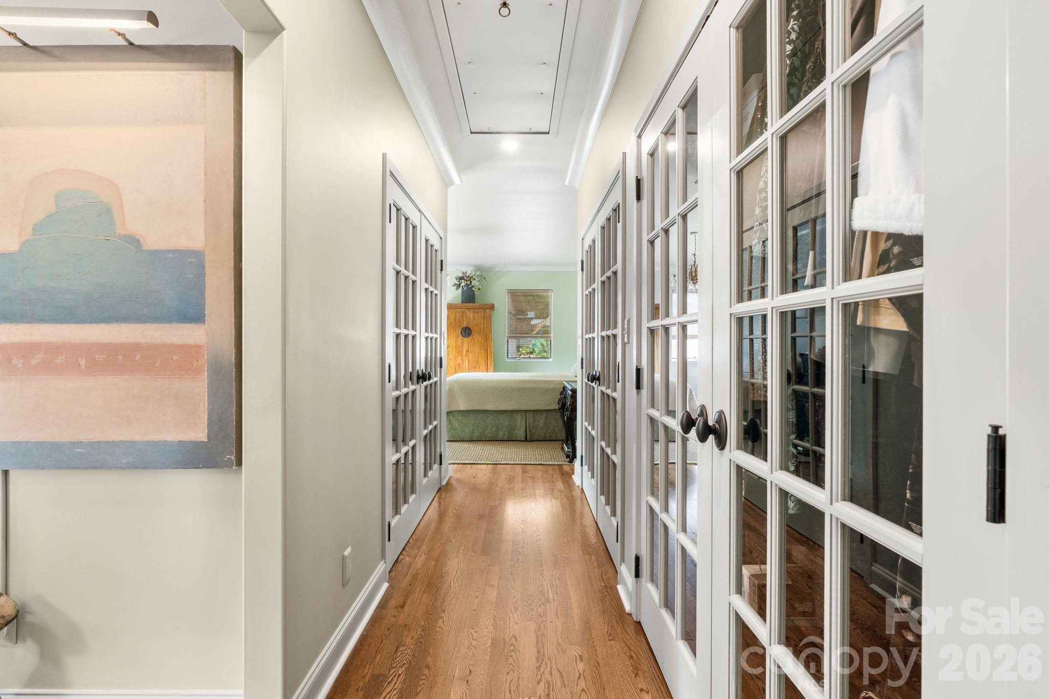 664 Lakeshore Drive — Asheville