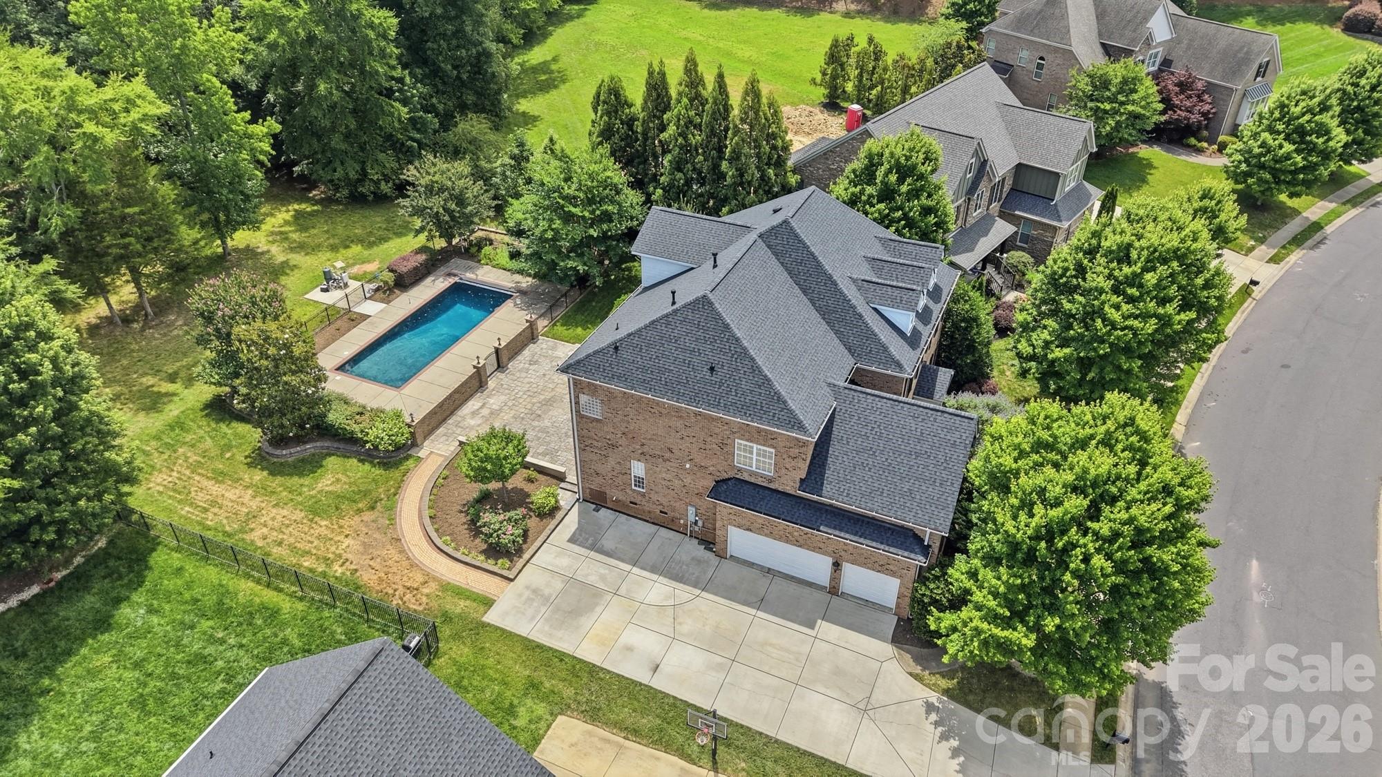 507 Five Leaf Lane — Waxhaw