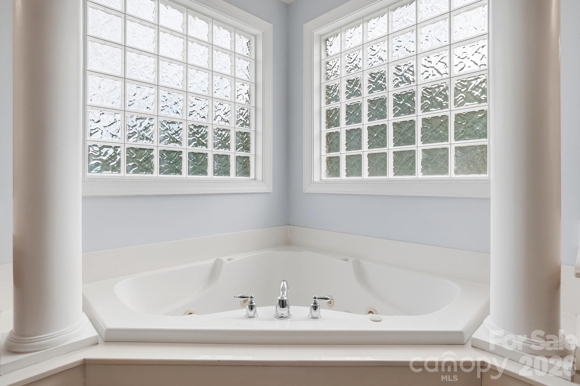 507 Five Leaf Lane — Waxhaw