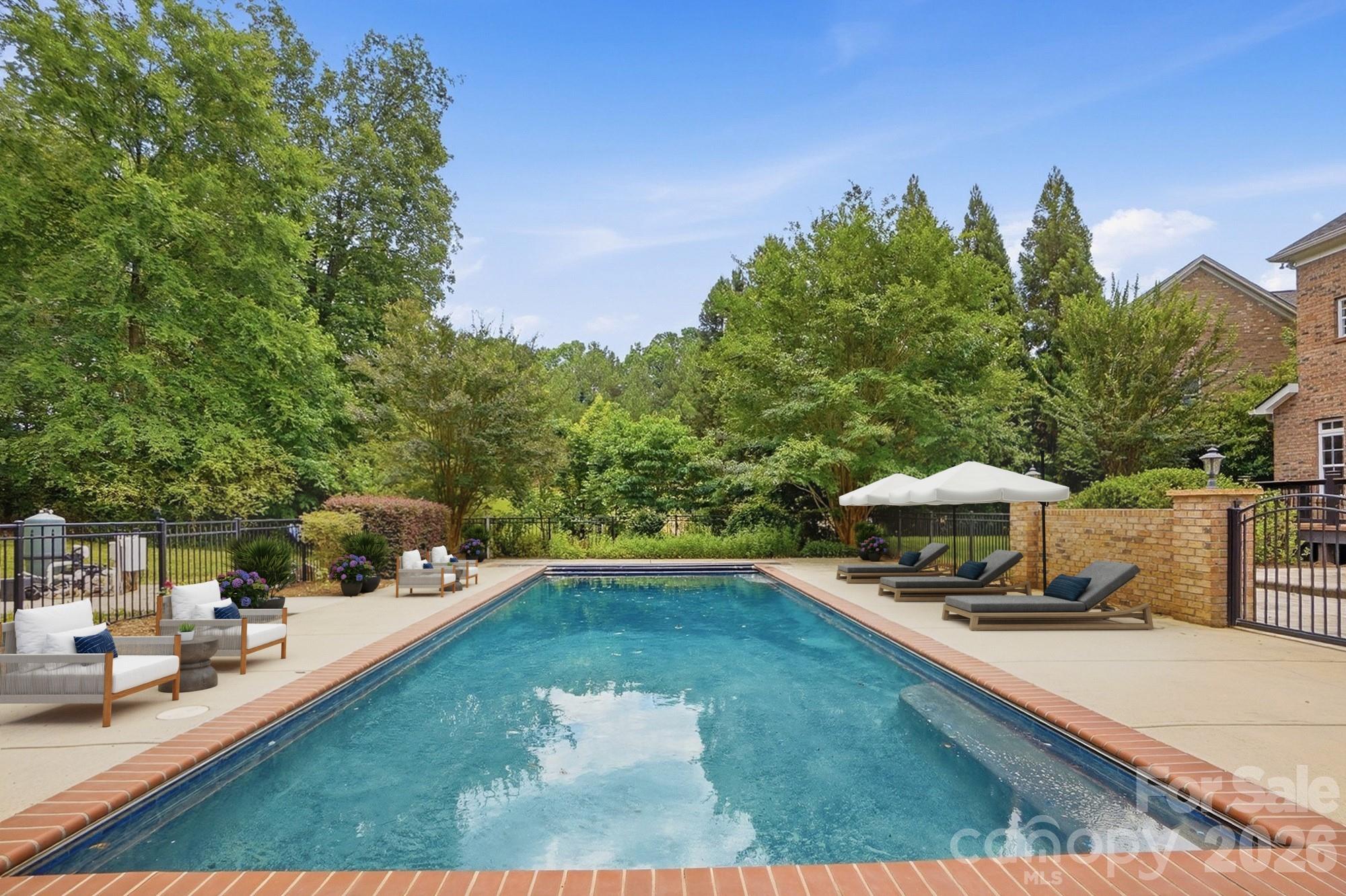 507 Five Leaf Lane — Waxhaw