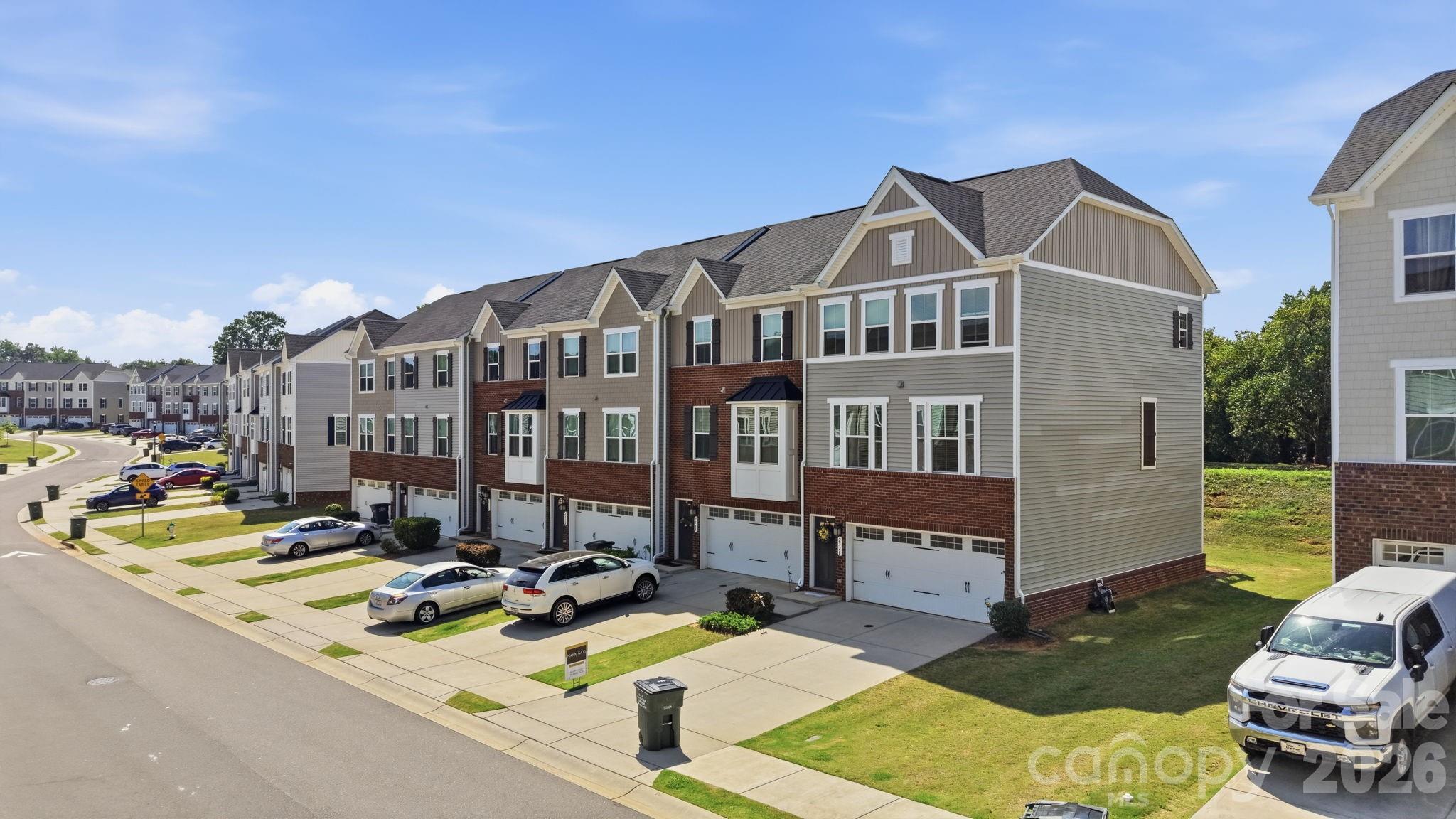 2534 Grantham Place Drive — Fort Mill