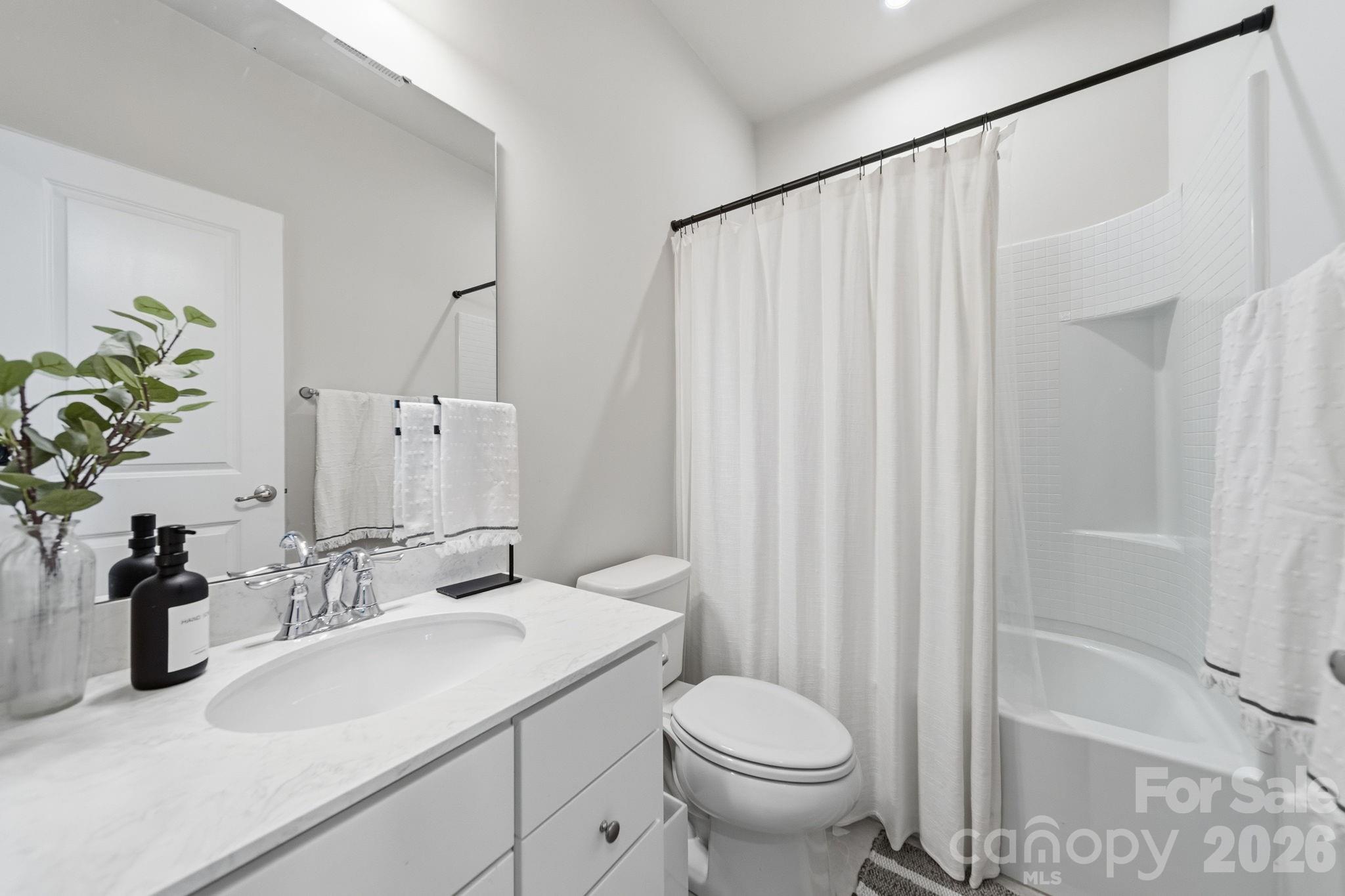 2534 Grantham Place Drive — Fort Mill