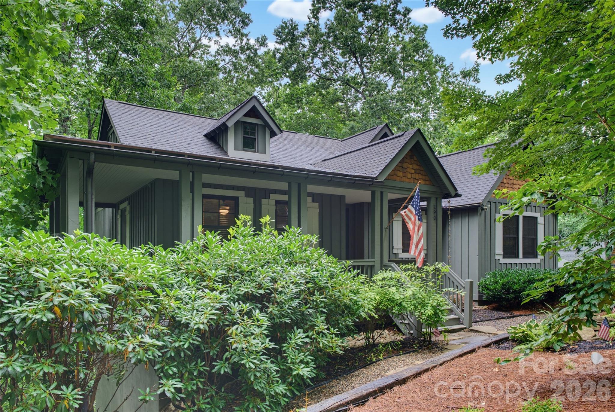 298 Hedgewood Drive — Tuckasegee