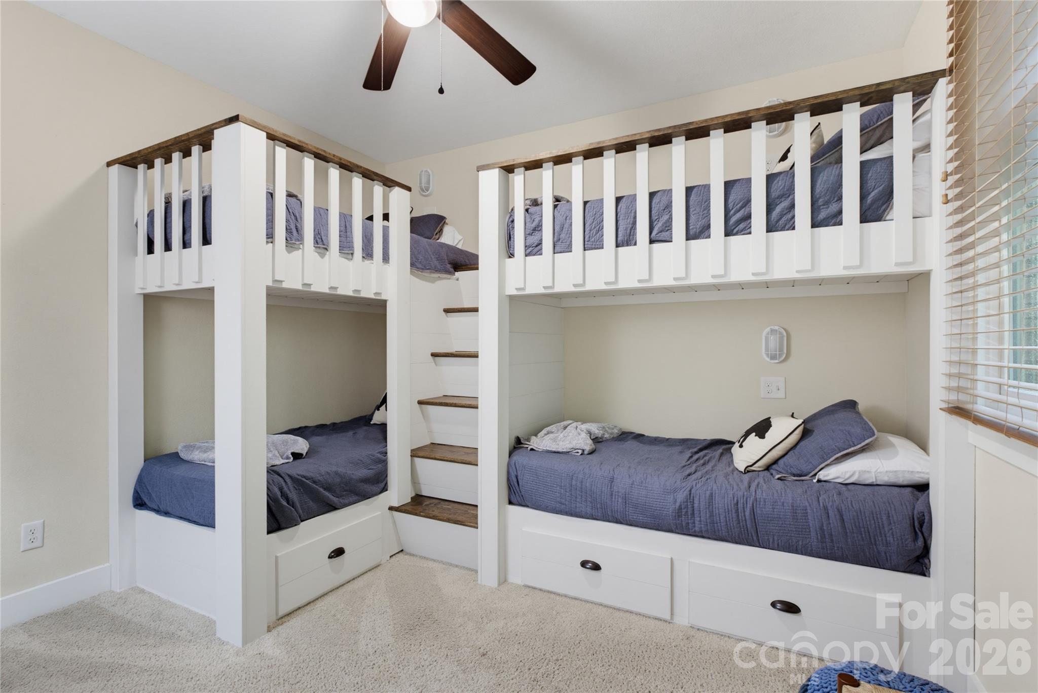 298 Hedgewood Drive — Tuckasegee