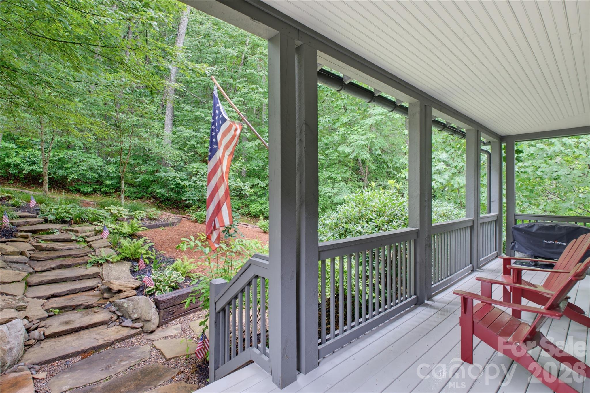 298 Hedgewood Drive — Tuckasegee