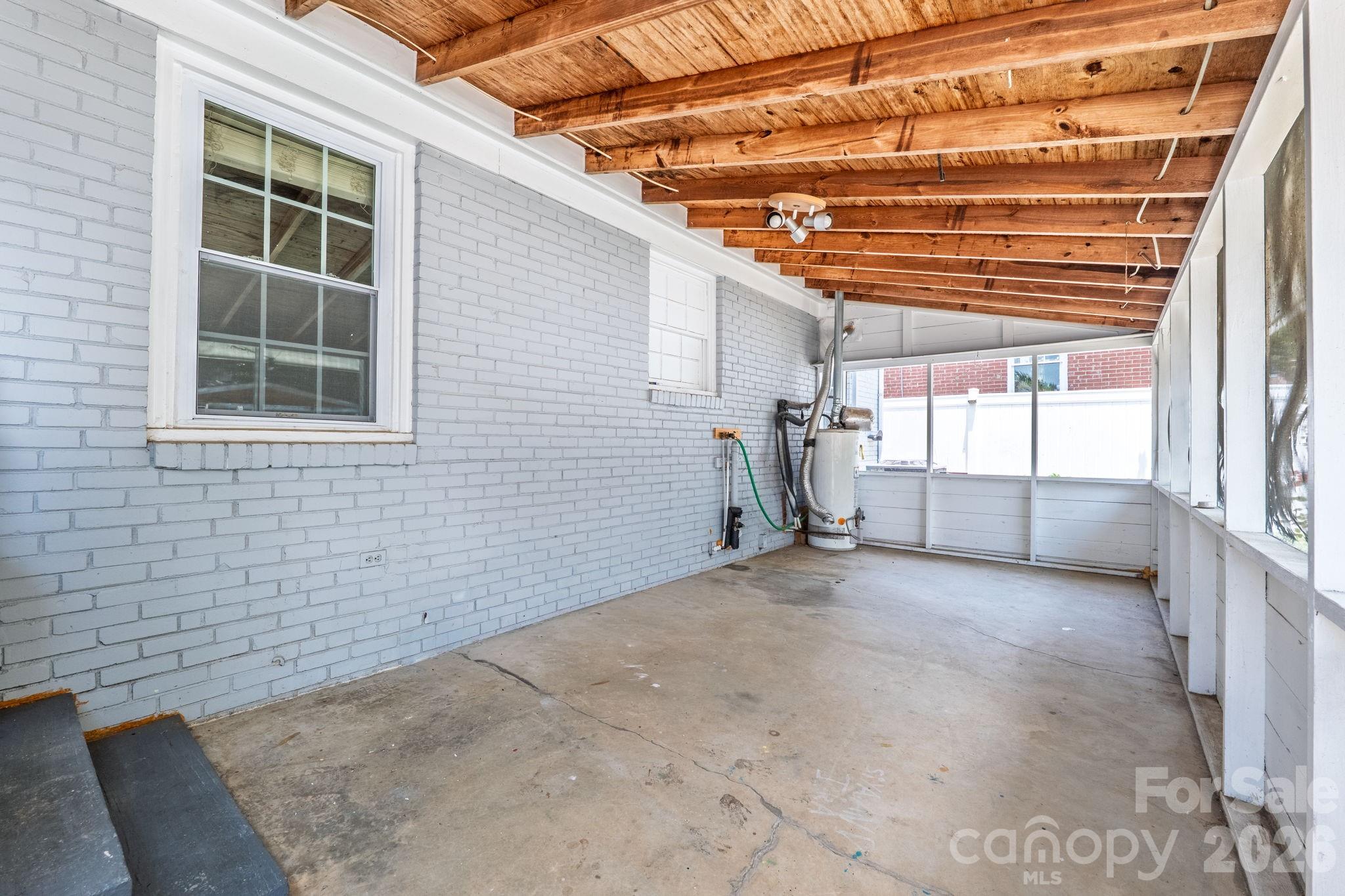 2113 Scott Avenue — Charlotte