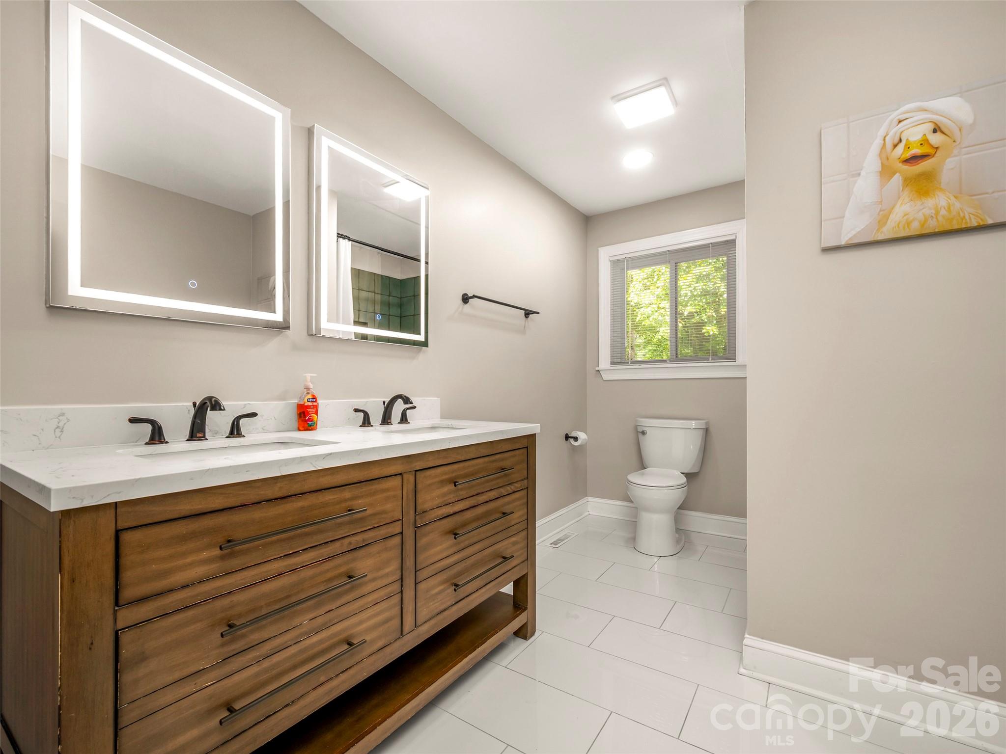 3276 Howard Gap Road — Hendersonville