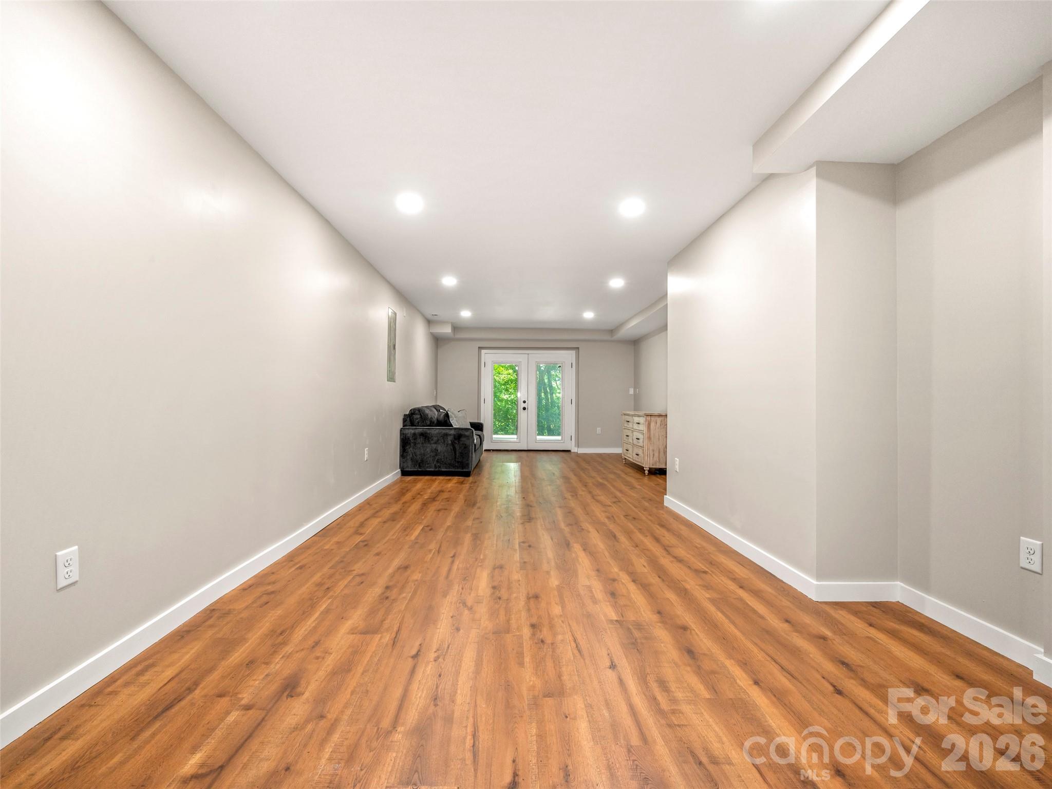 3276 Howard Gap Road — Hendersonville