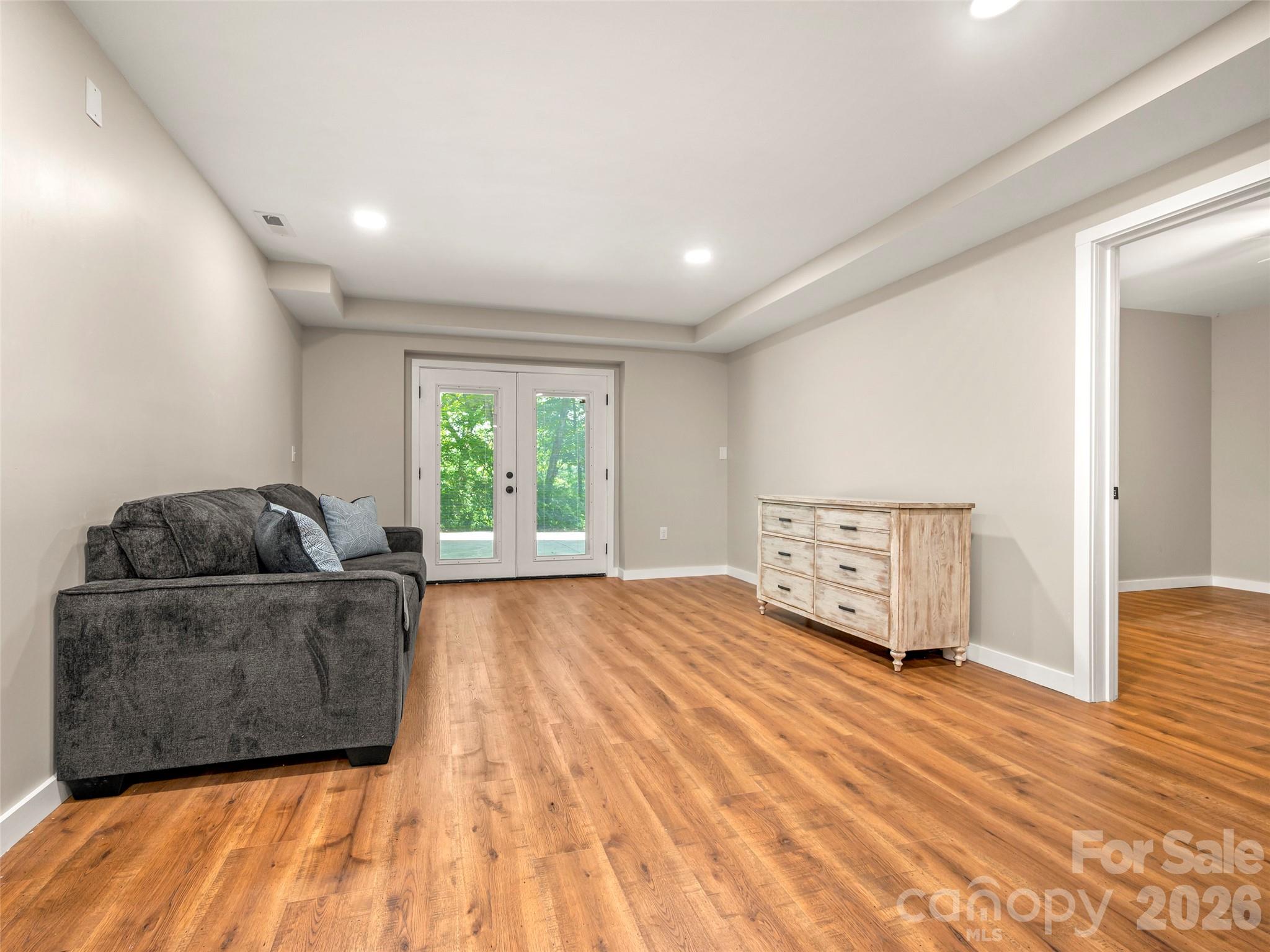 3276 Howard Gap Road — Hendersonville