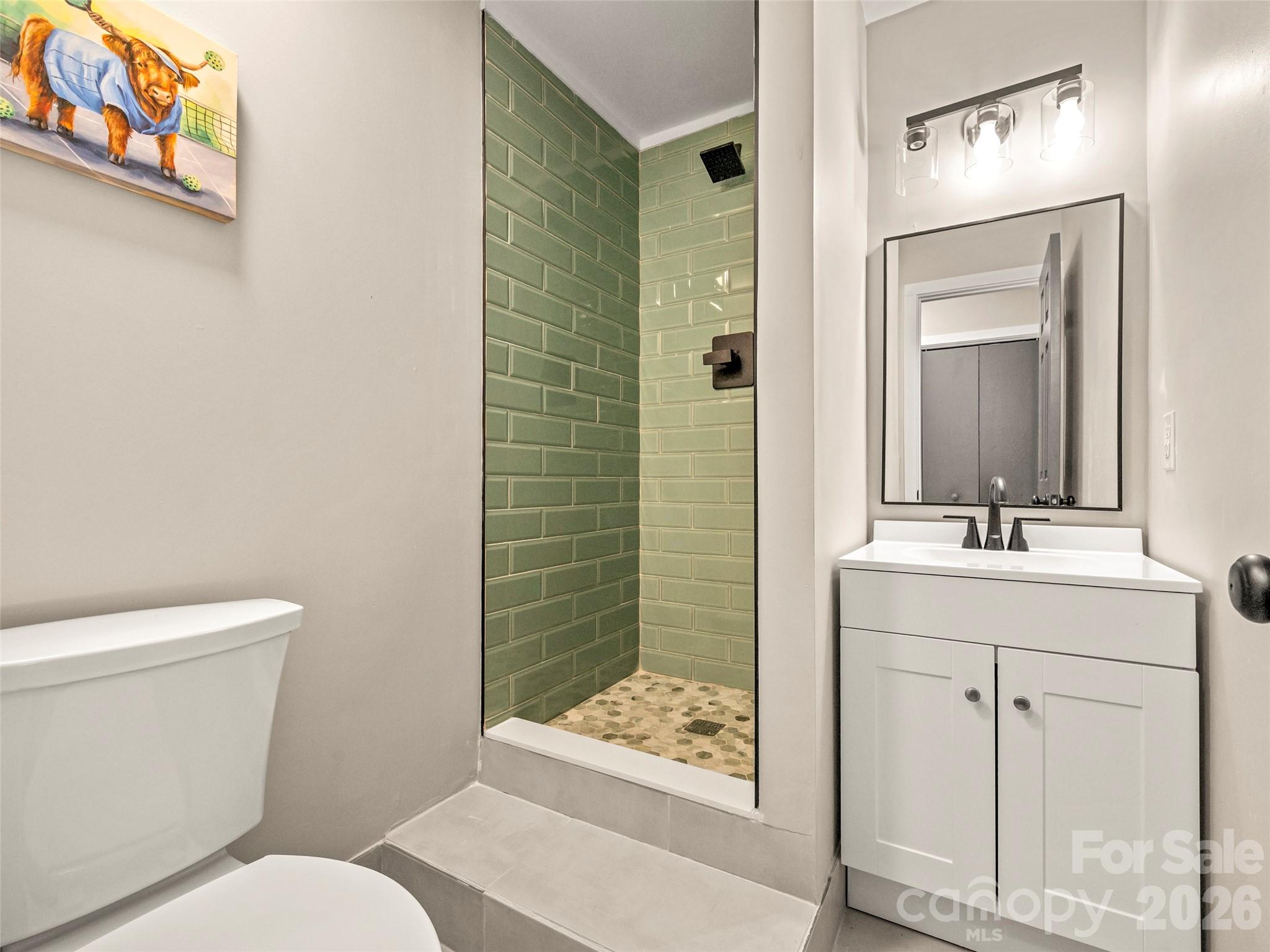 3276 Howard Gap Road — Hendersonville