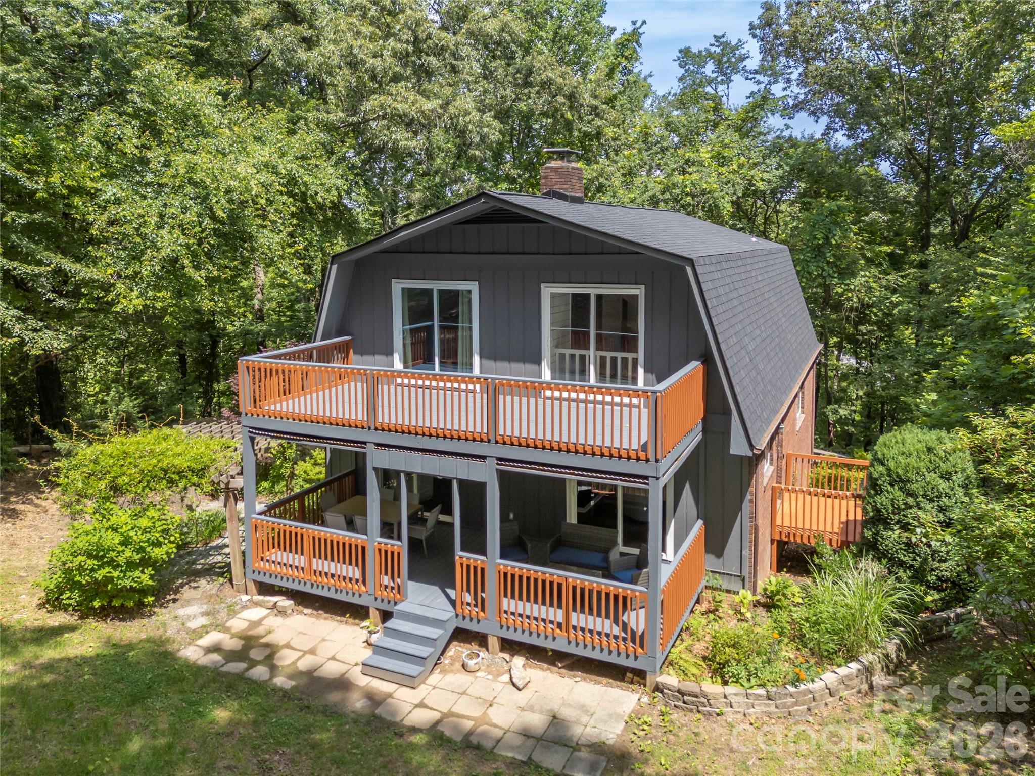 3276 Howard Gap Road — Hendersonville