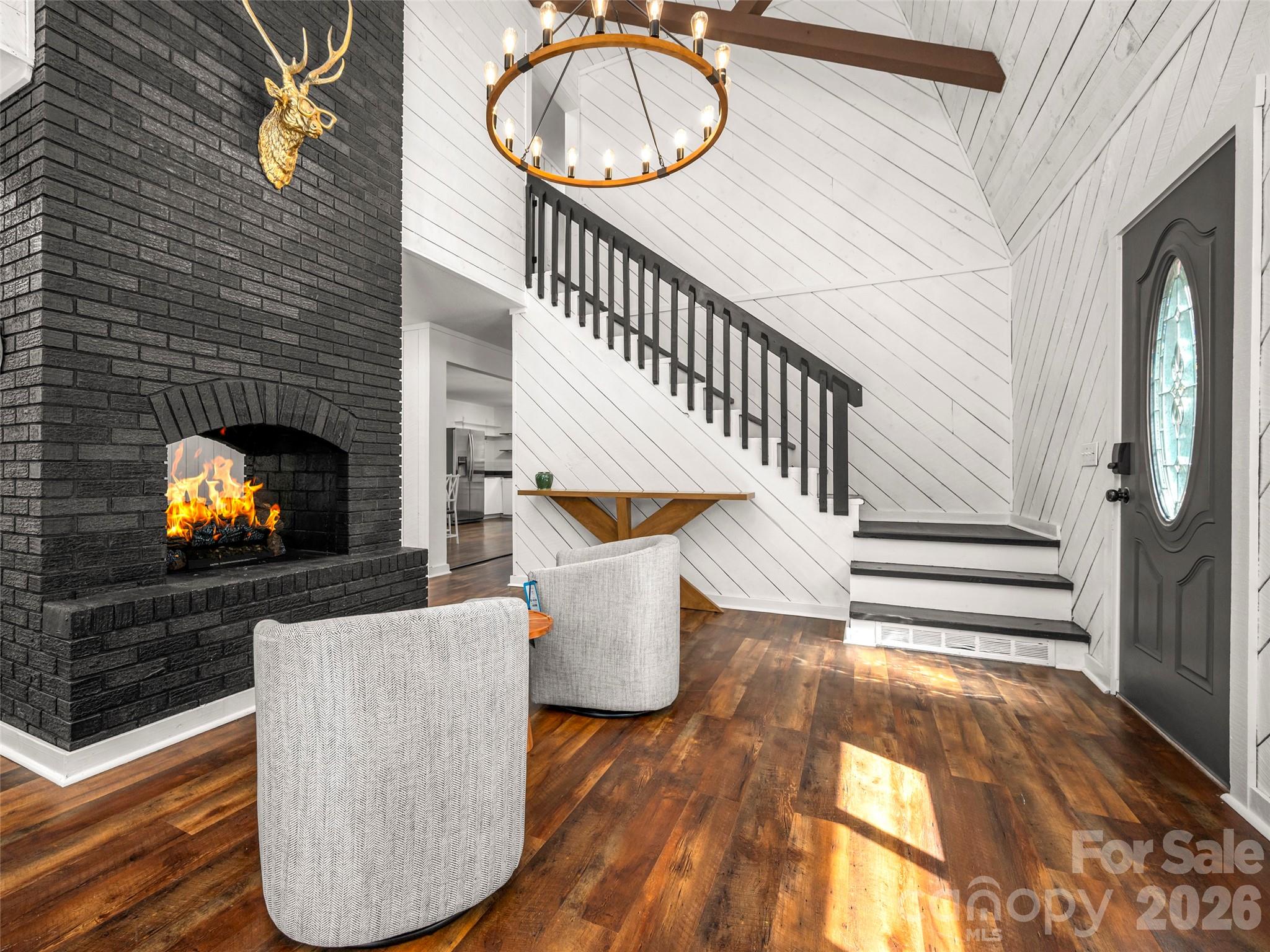 3276 Howard Gap Road — Hendersonville