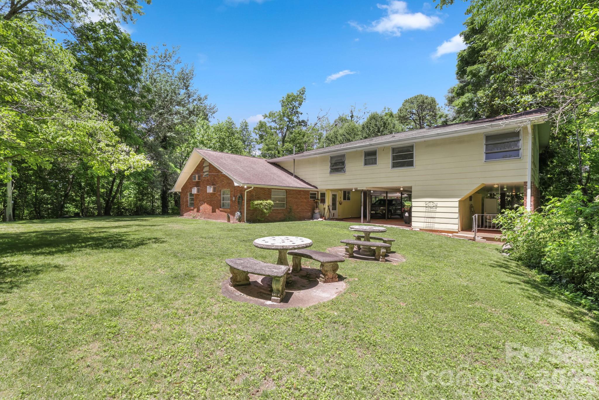 3324 Hwy 28 Road S — Bryson City