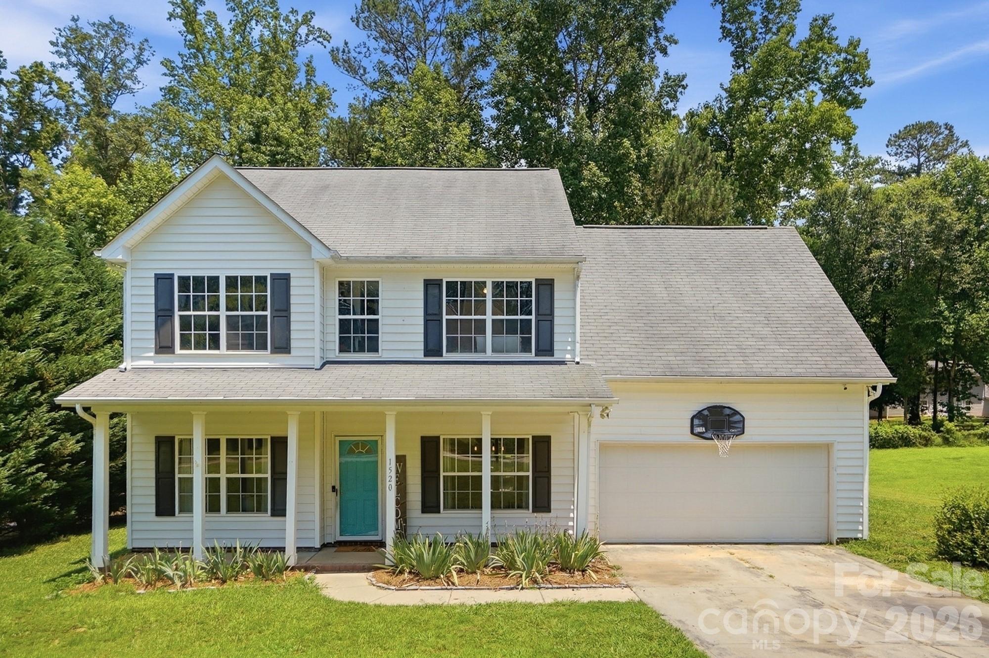 1520 Magnolia Drive — Lancaster