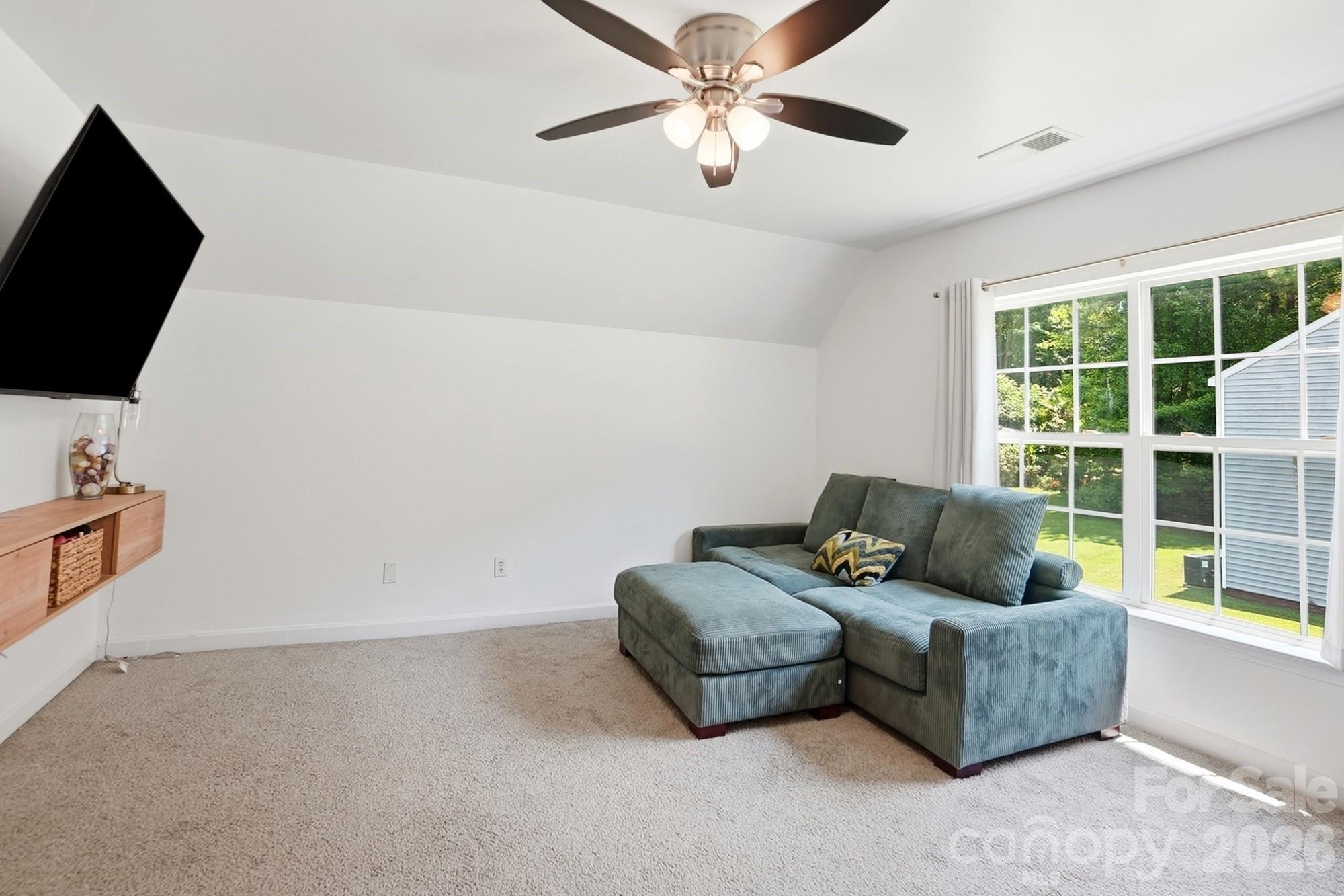 1520 Magnolia Drive — Lancaster