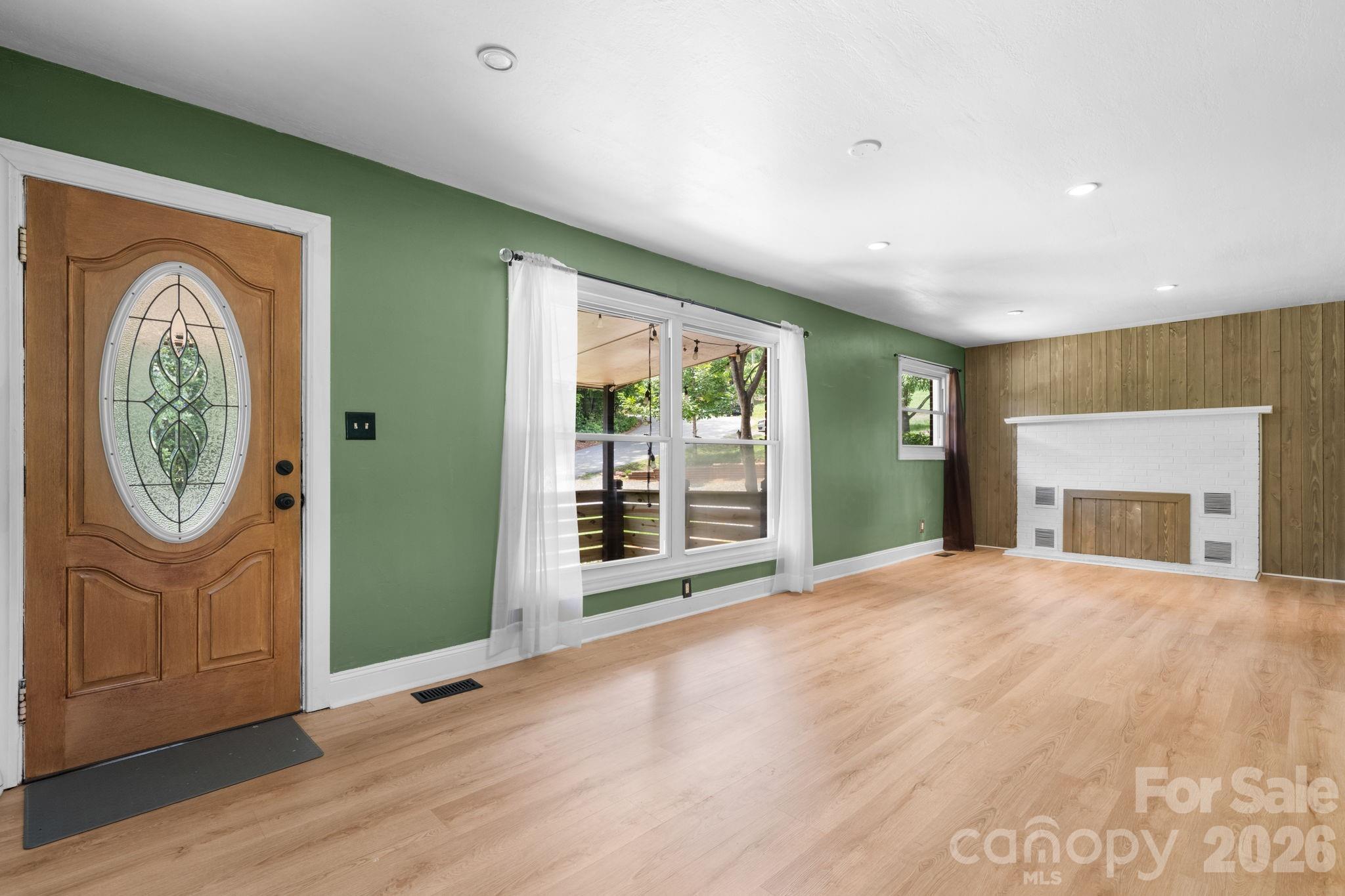 248 Hemlock Street — Hudson