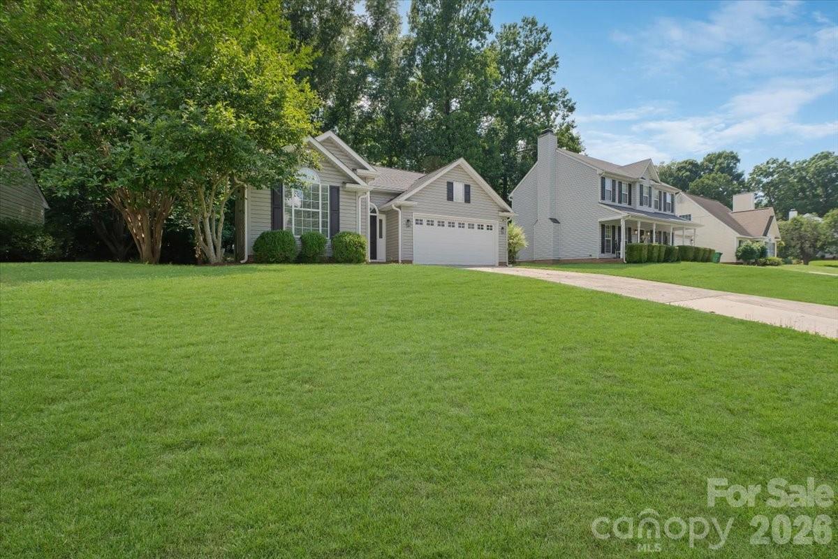 14136 Walkers Crossing Drive — Charlotte
