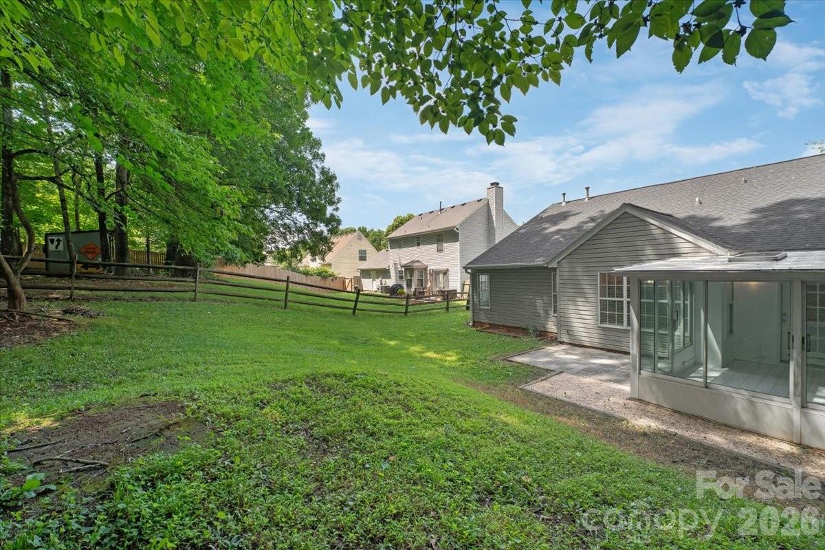 14136 Walkers Crossing Drive — Charlotte