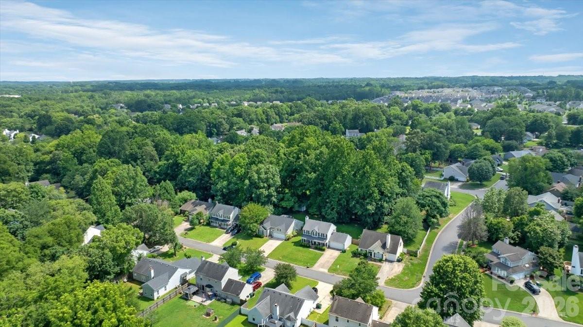 14136 Walkers Crossing Drive — Charlotte