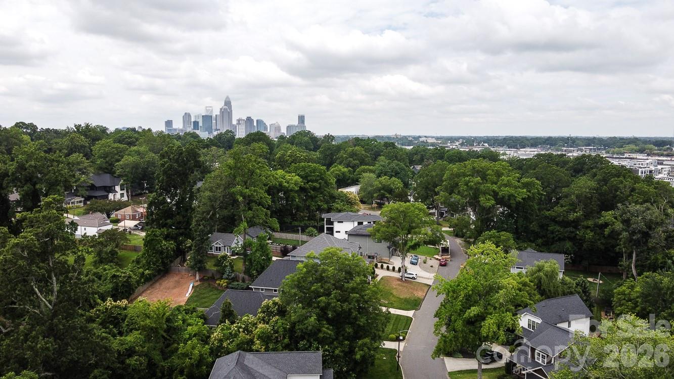 909 Drummond Avenue — Charlotte