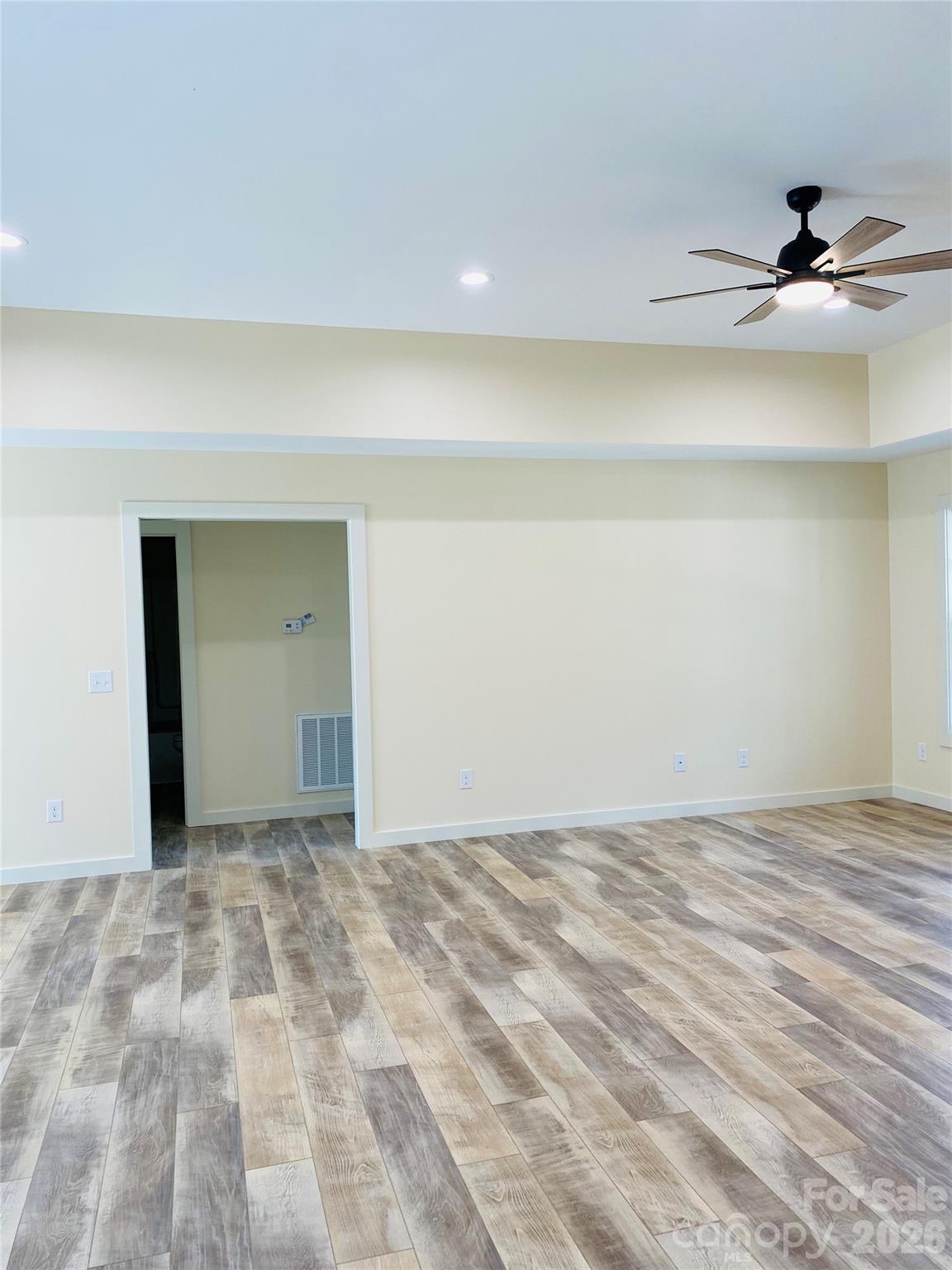 1208 Spring Time Court SW — Lenoir