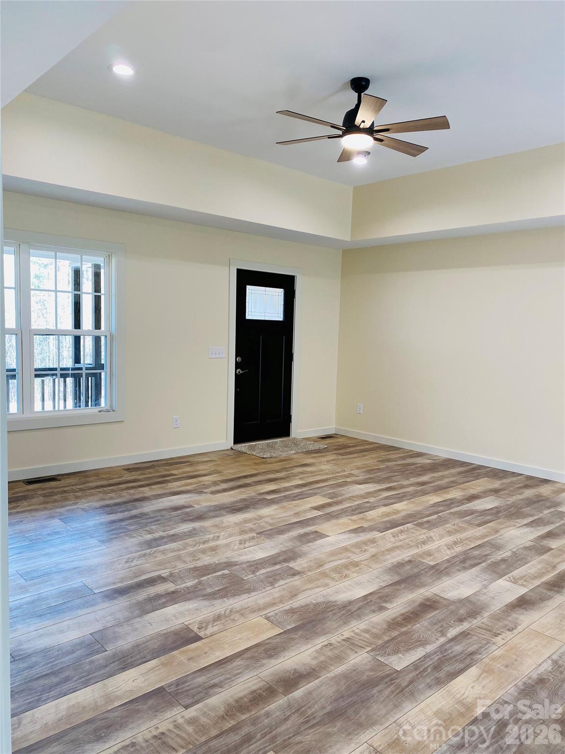 1208 Spring Time Court SW — Lenoir