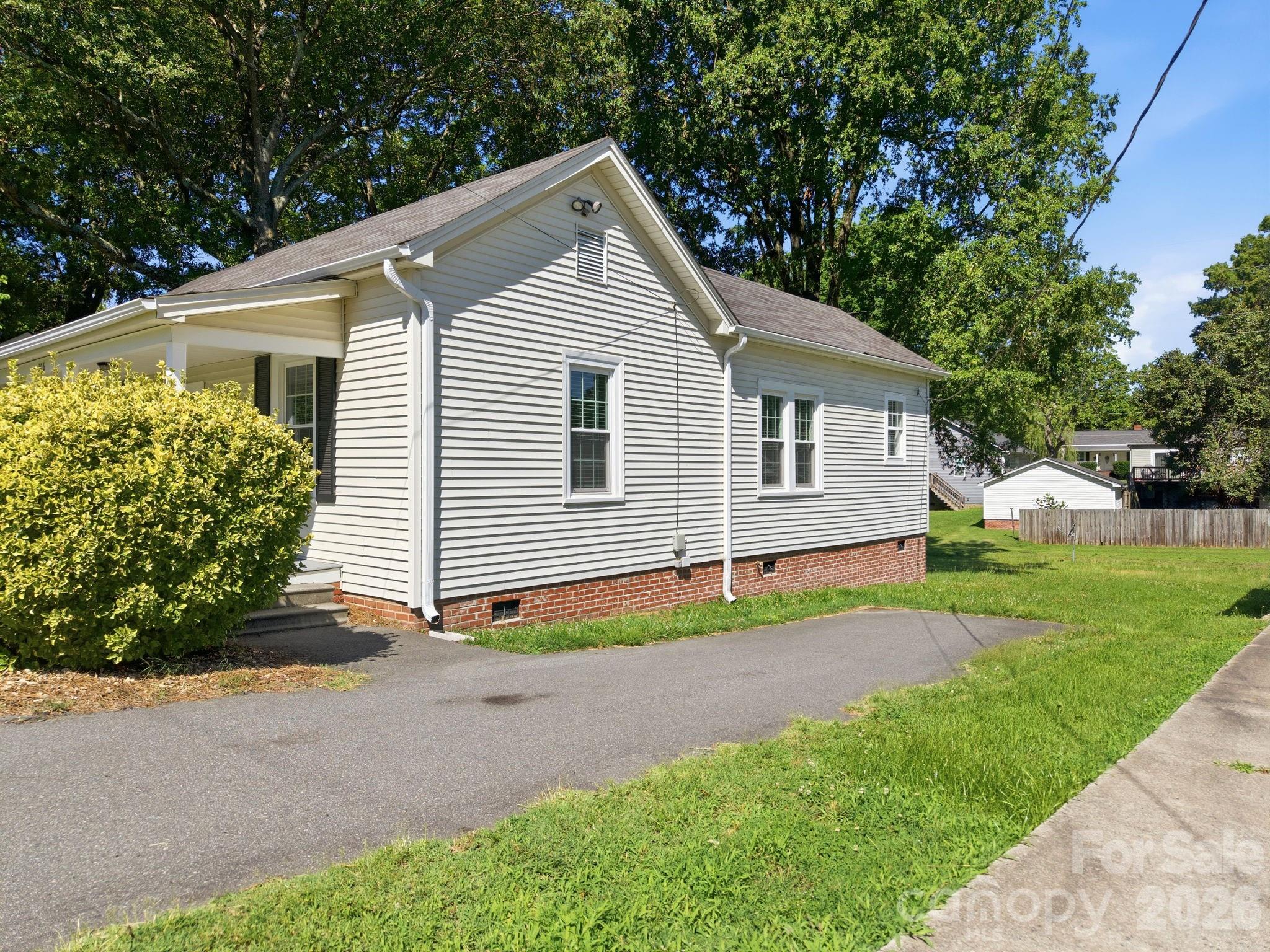 306 York Avenue — Kannapolis