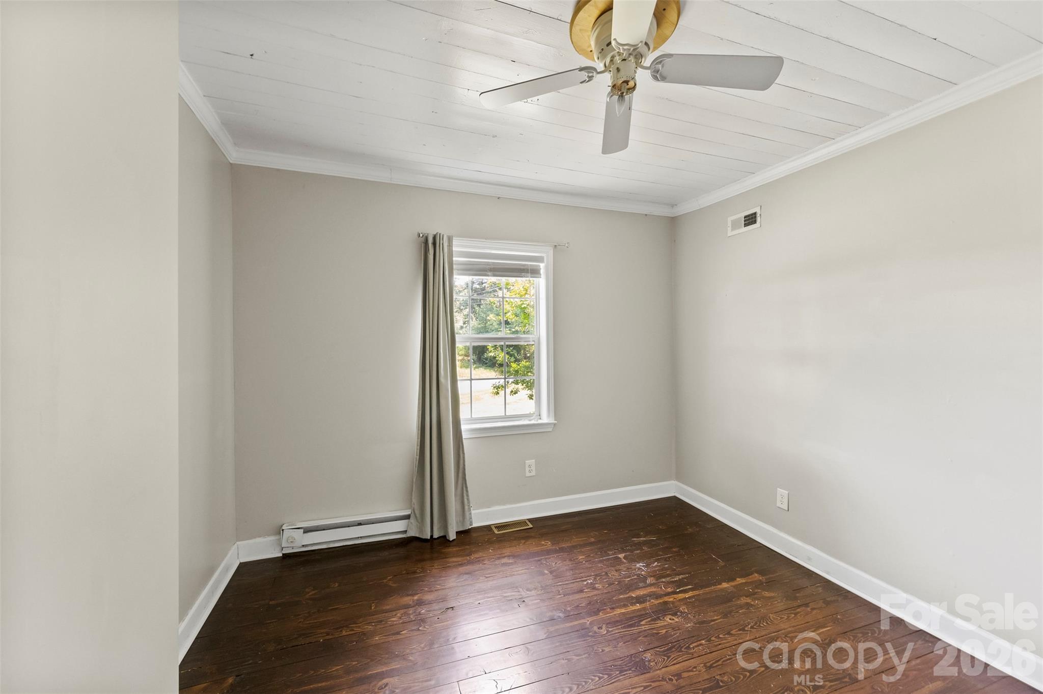24327 Ridgecrest Road — Locust