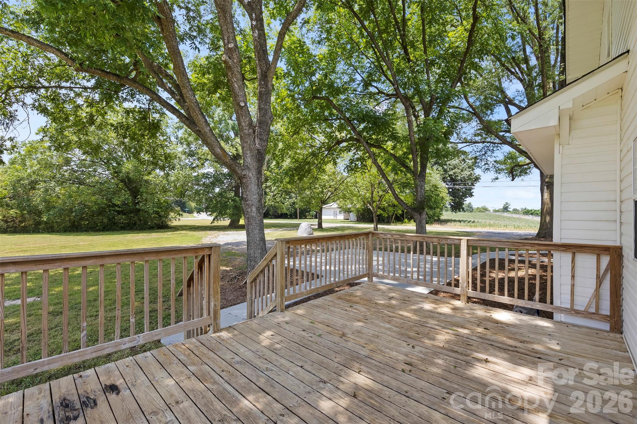 24327 Ridgecrest Road — Locust