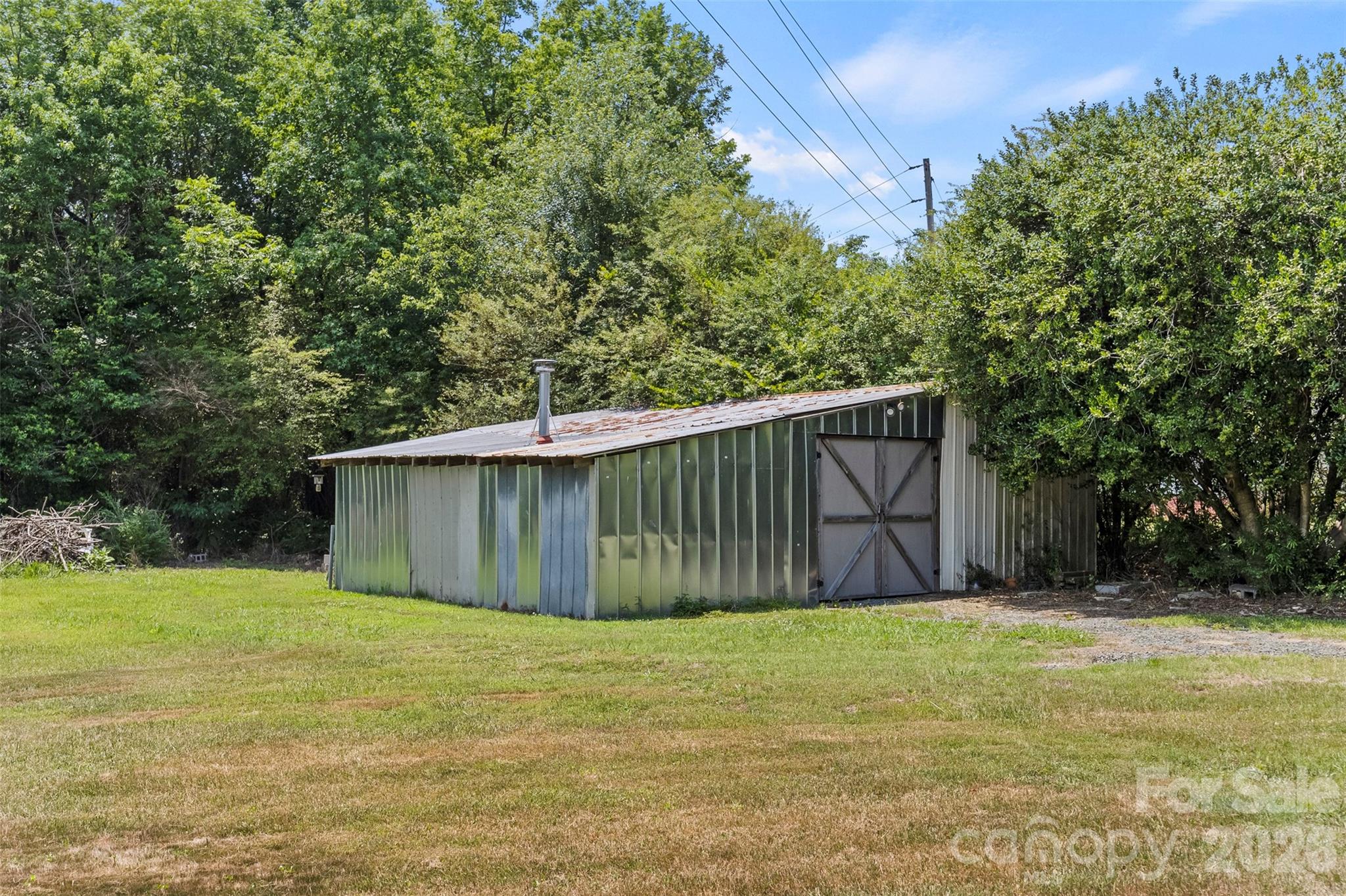 24327 Ridgecrest Road — Locust