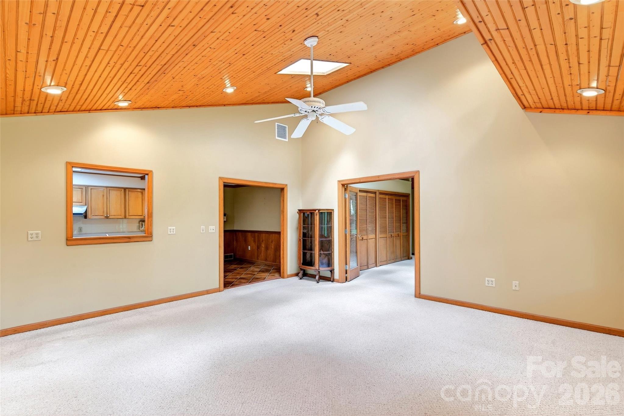 103 Richard Lane — Black Mountain