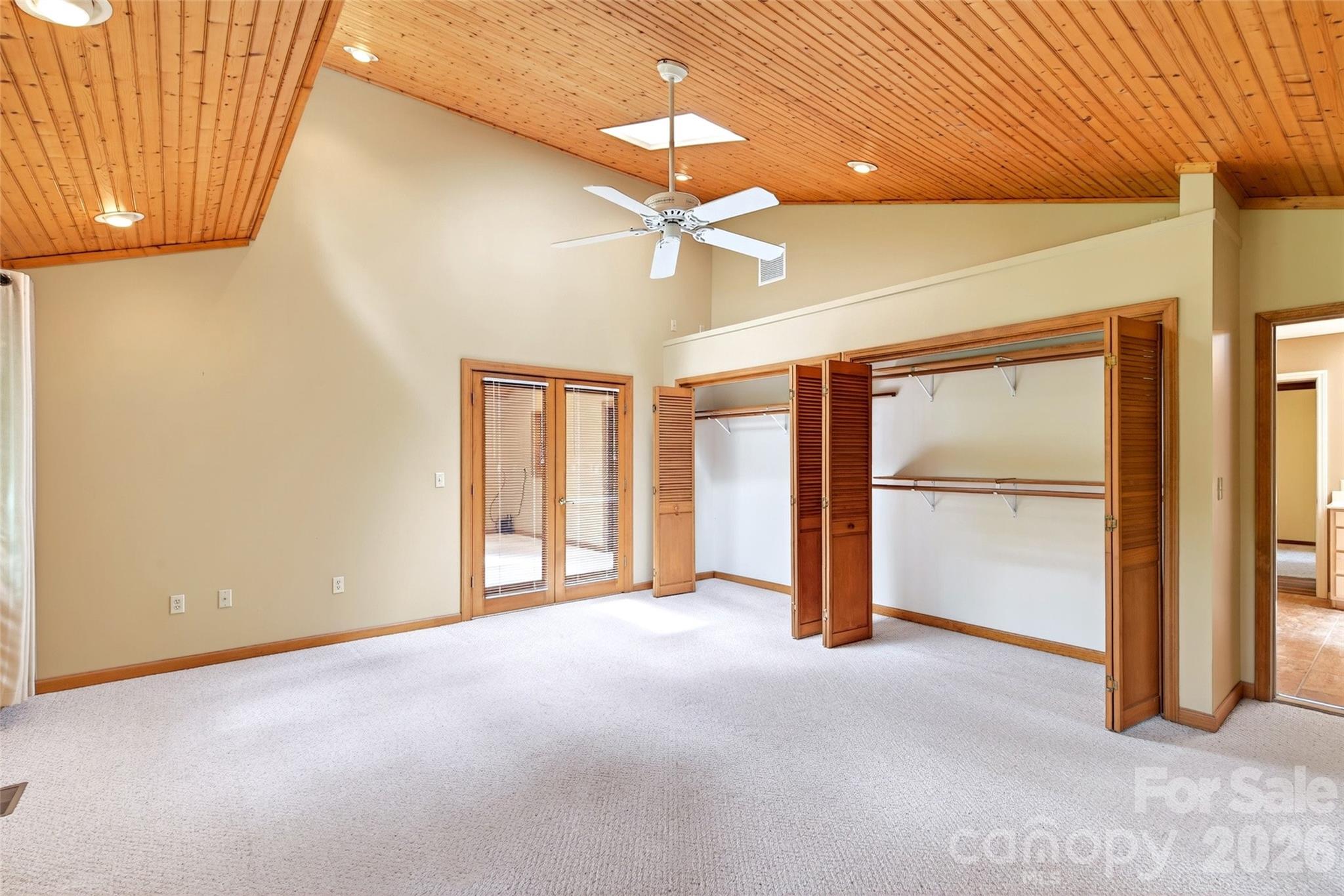 103 Richard Lane — Black Mountain