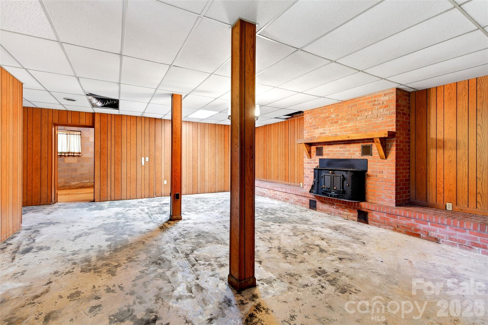 103 Richard Lane — Black Mountain