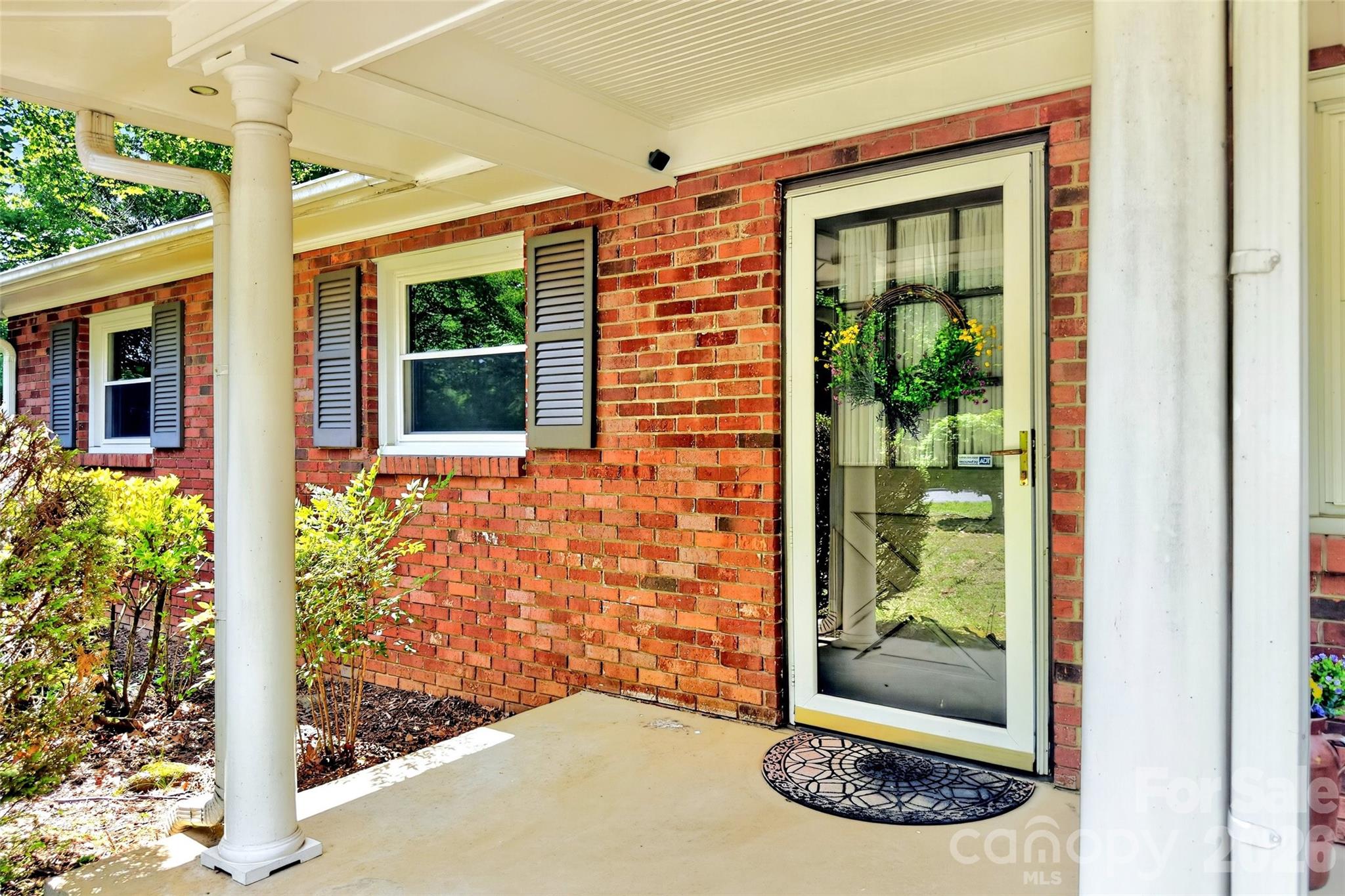 103 Richard Lane — Black Mountain