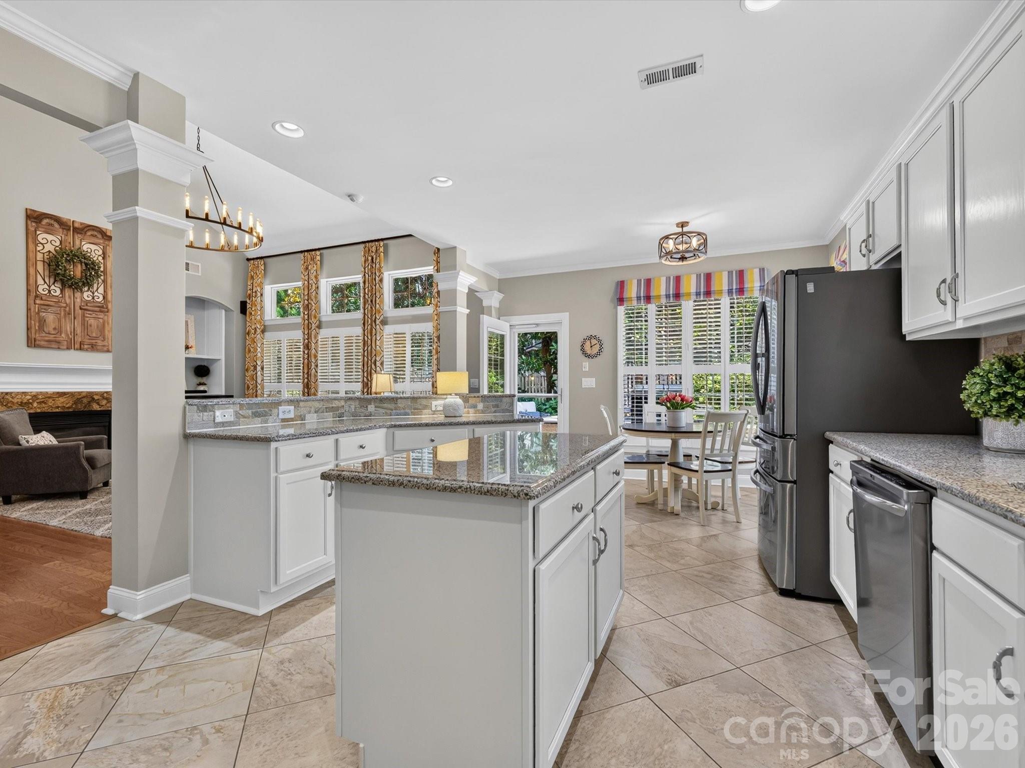 6706 Charter Hills Road — Charlotte