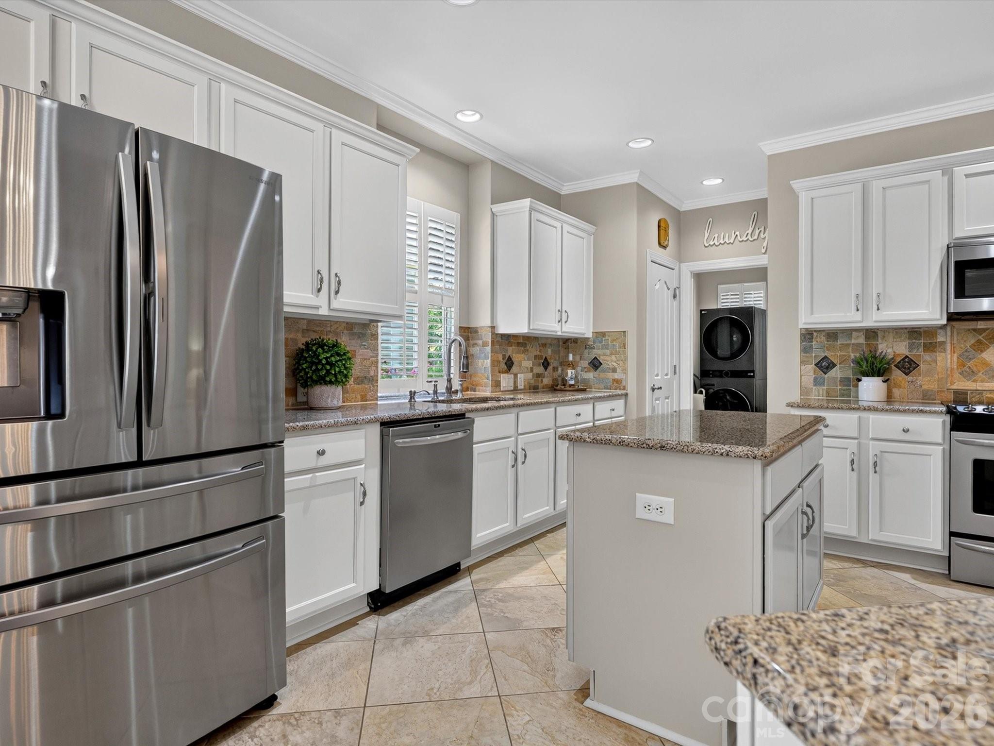 6706 Charter Hills Road — Charlotte
