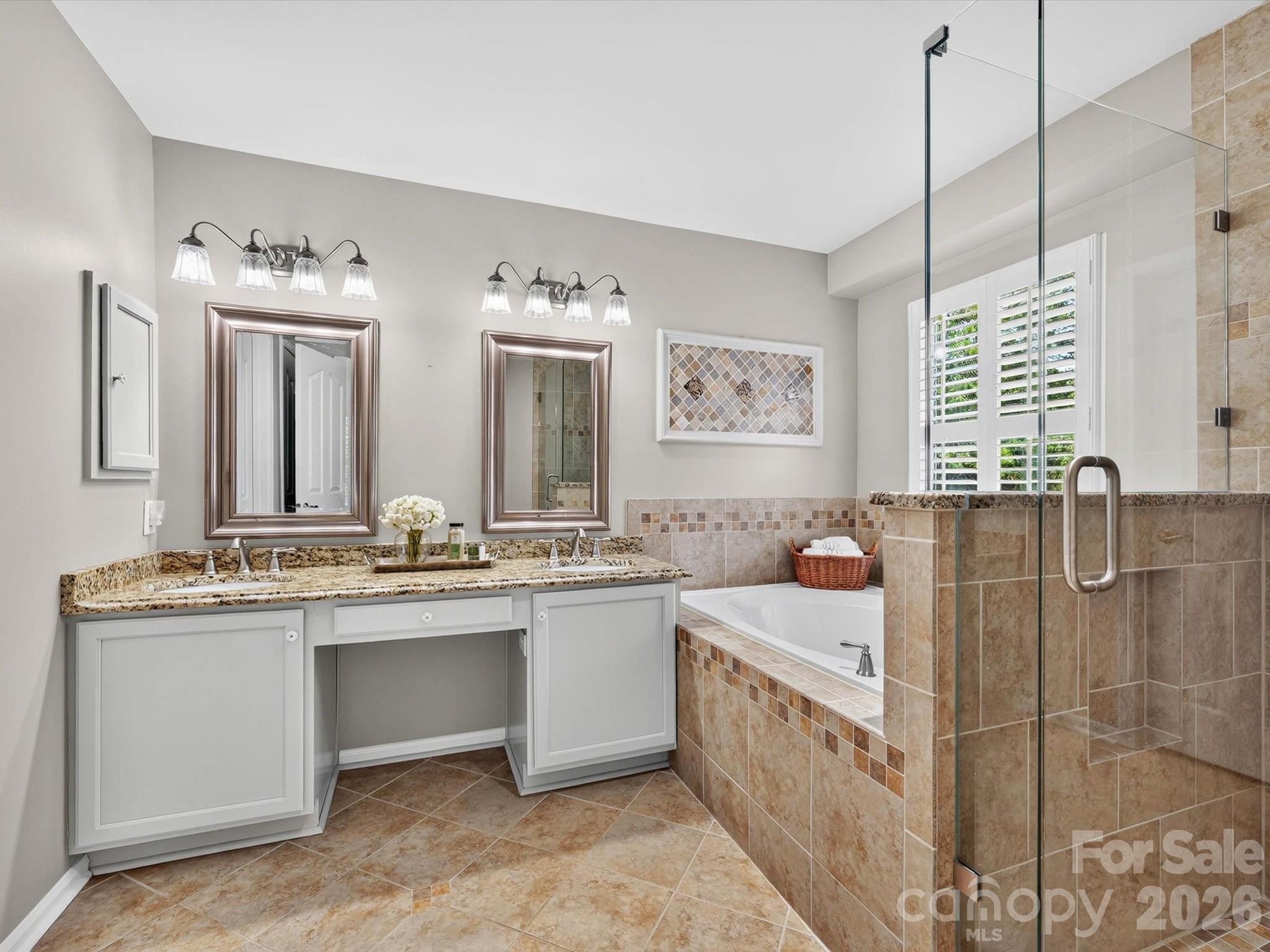 6706 Charter Hills Road — Charlotte