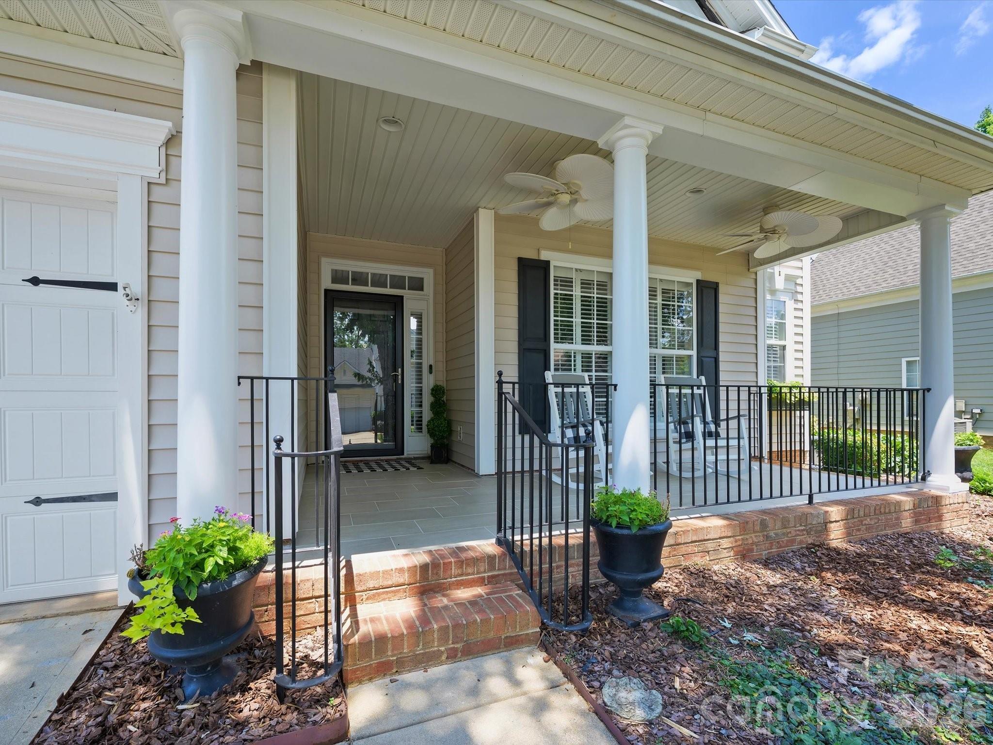 6706 Charter Hills Road — Charlotte