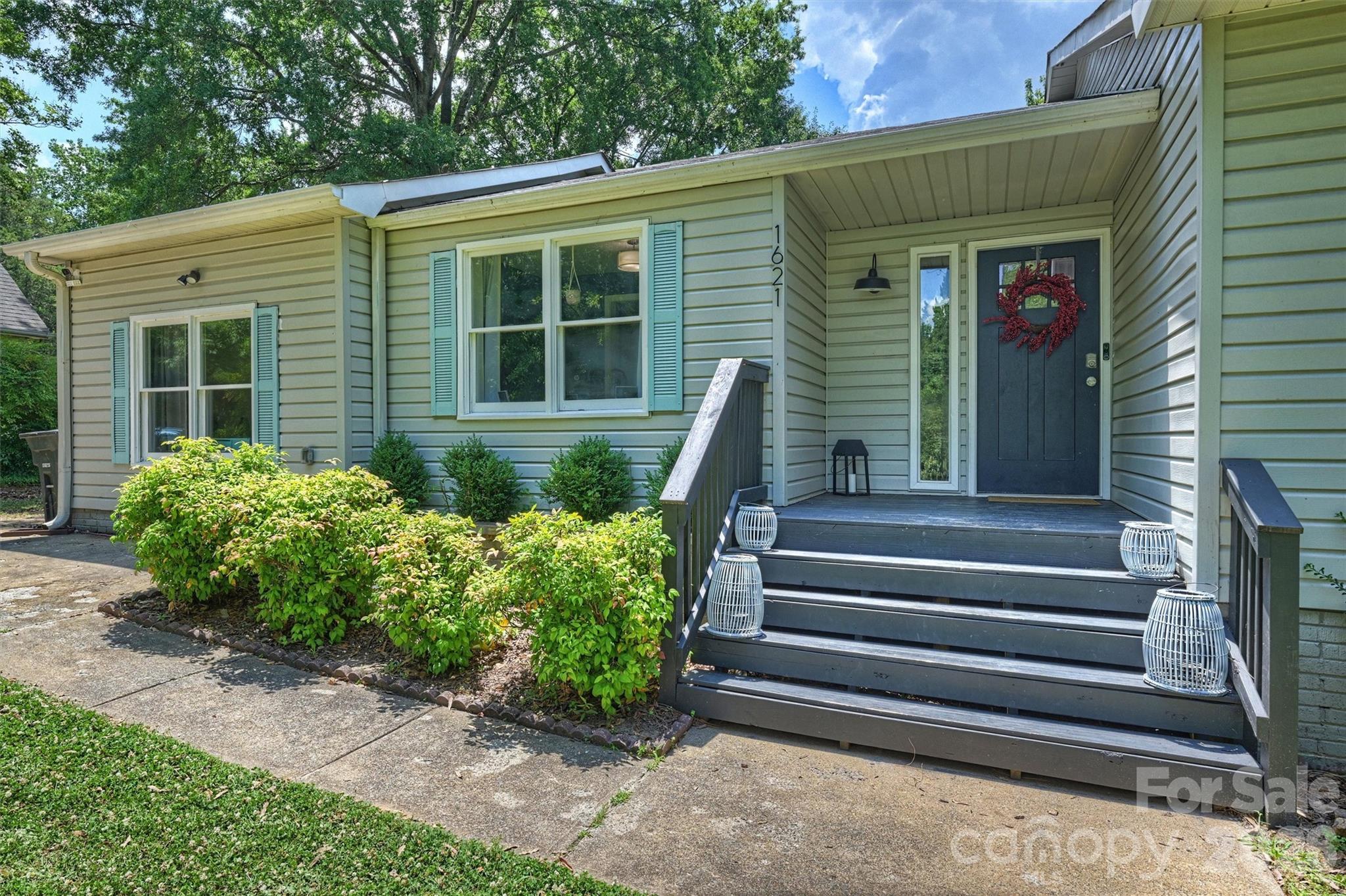 1621 Brook Drive — Fort Mill