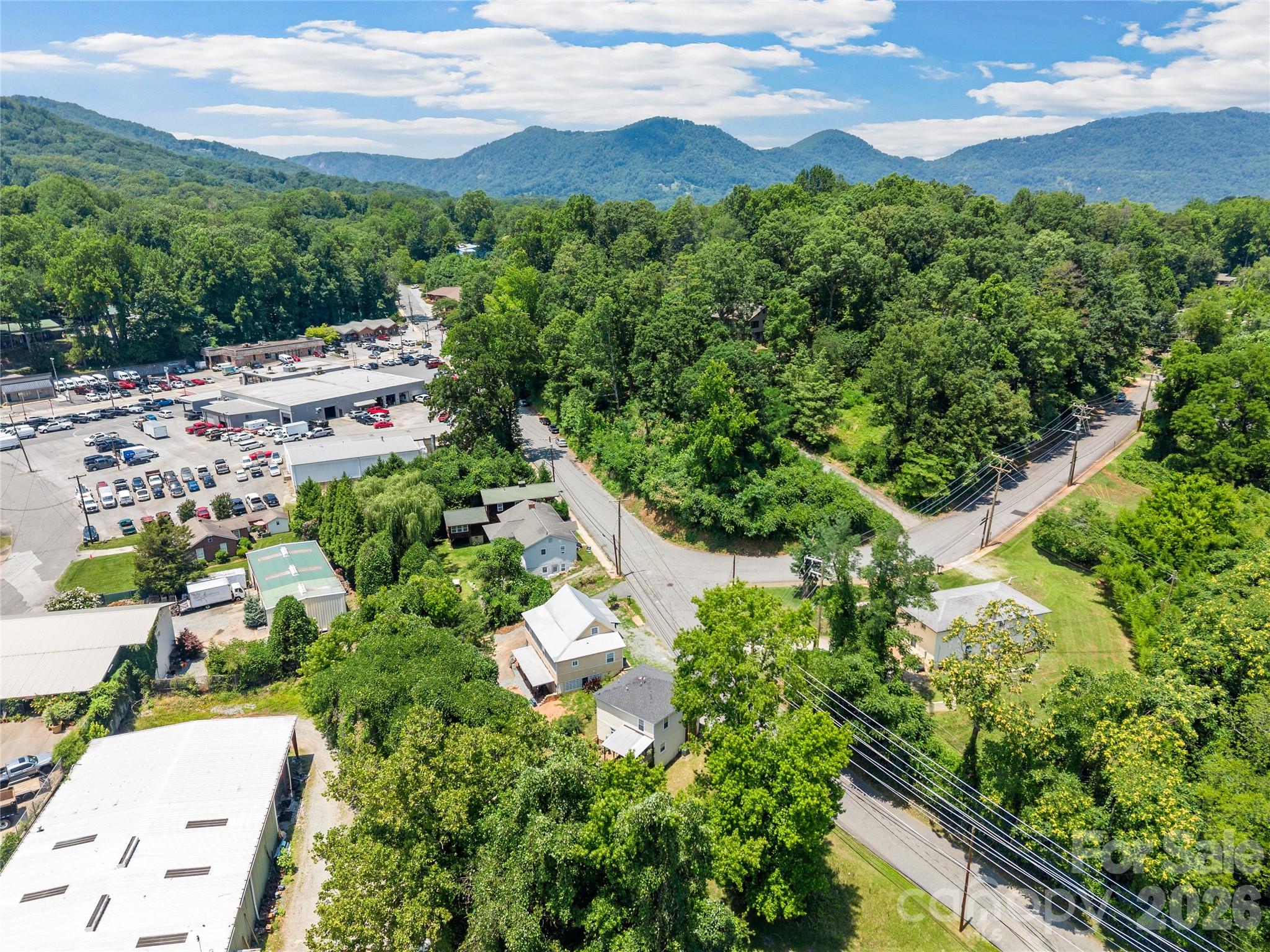 144 E Howard Street — Tryon