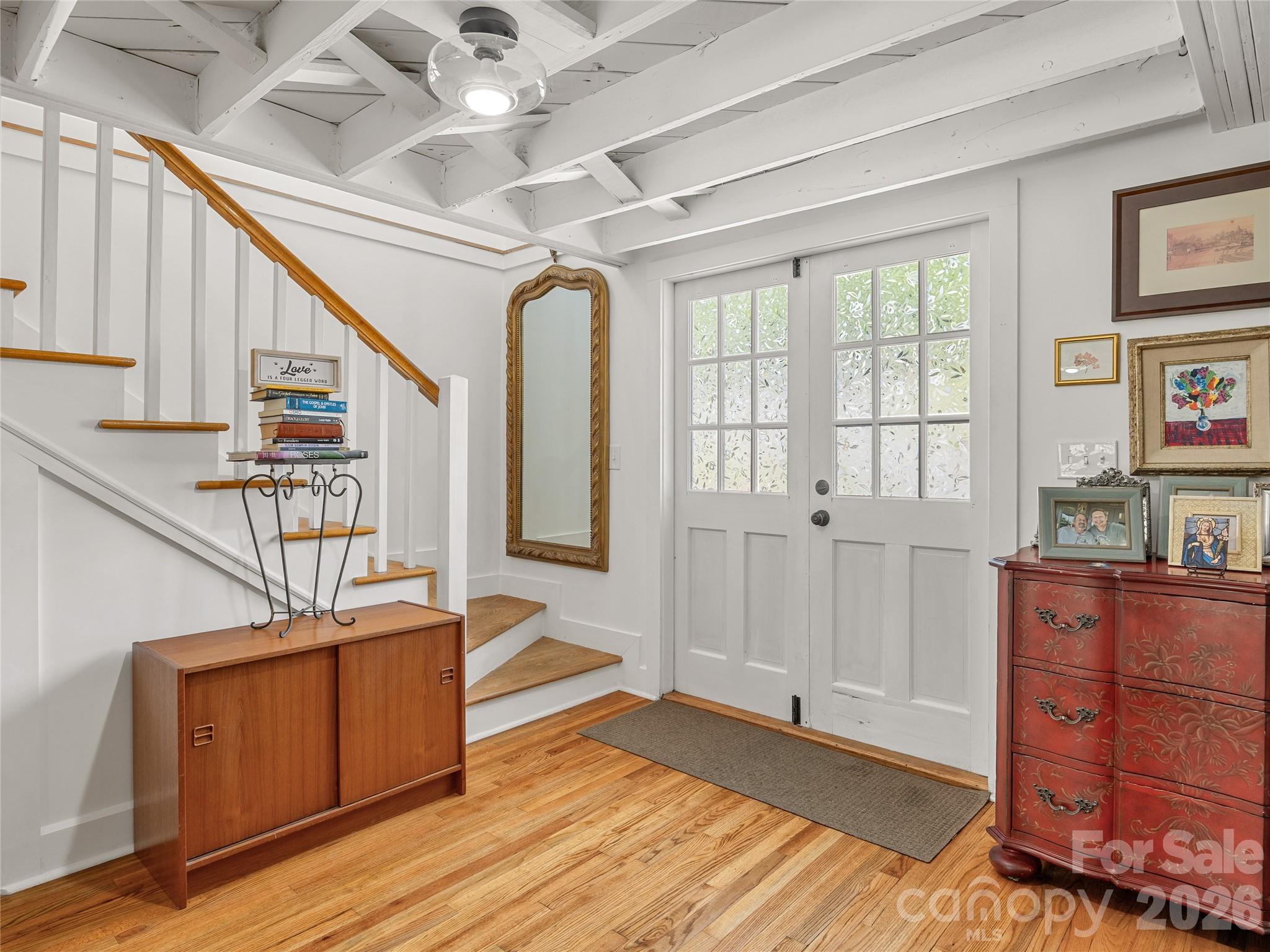 144 E Howard Street — Tryon