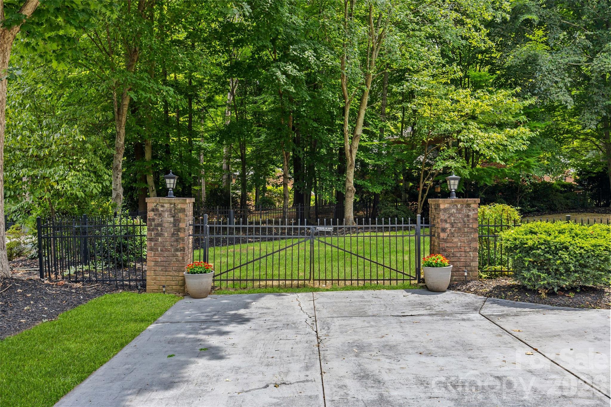 3616 Deruyter Circle — Charlotte