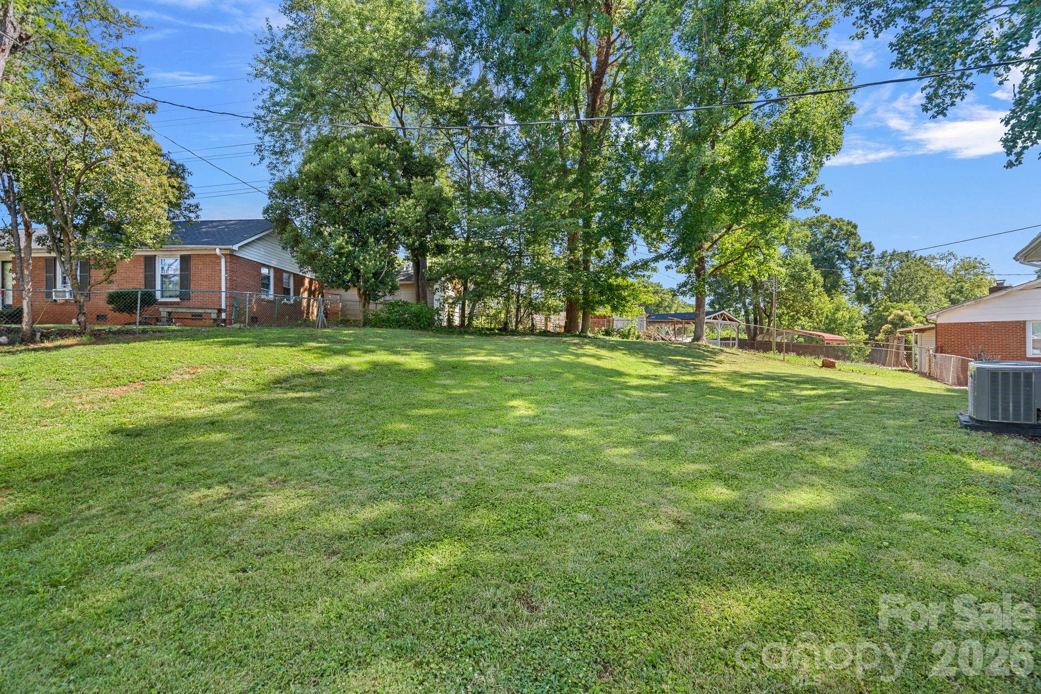5662 Coulee Place — Charlotte