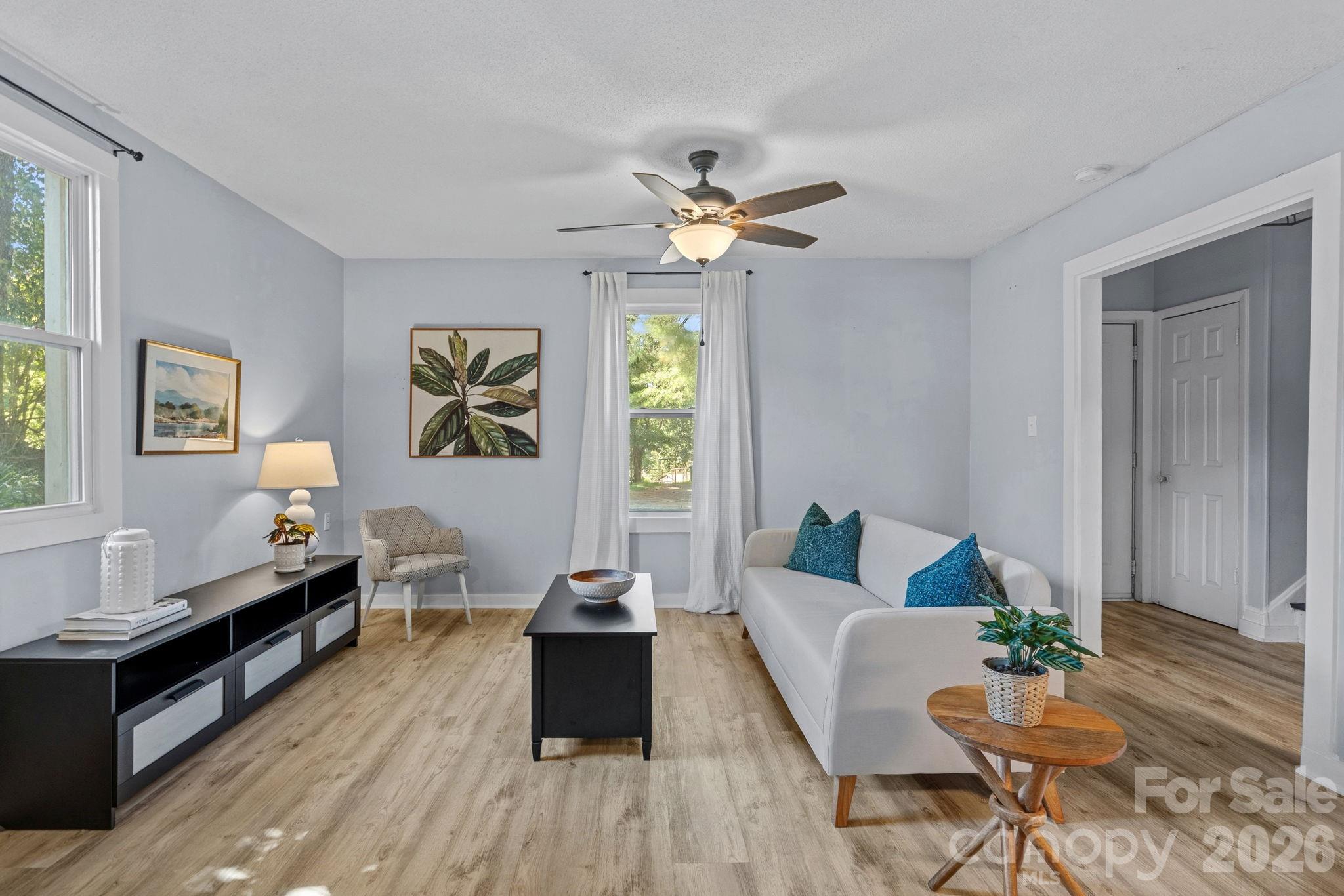 5662 Coulee Place — Charlotte