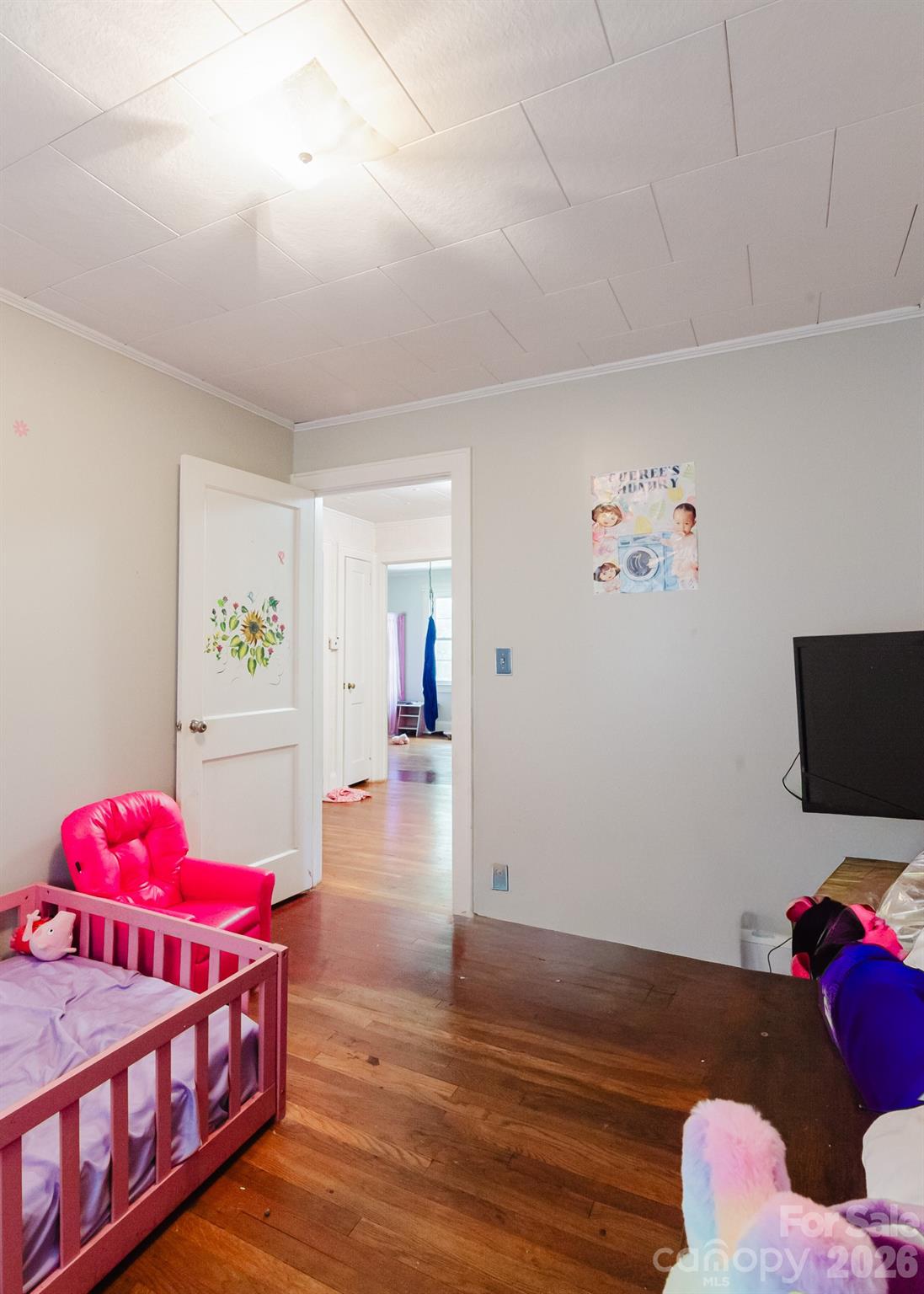 303 Myrtle Avenue — Hamlet