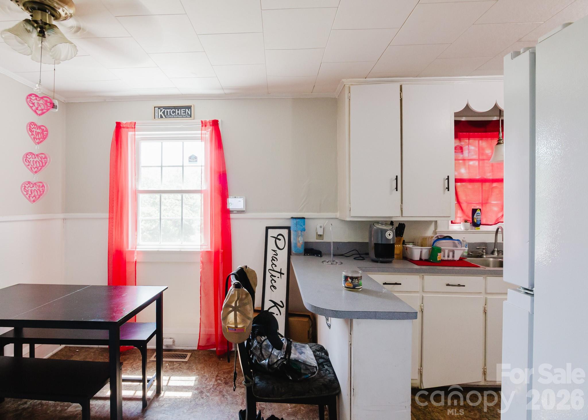 303 Myrtle Avenue — Hamlet