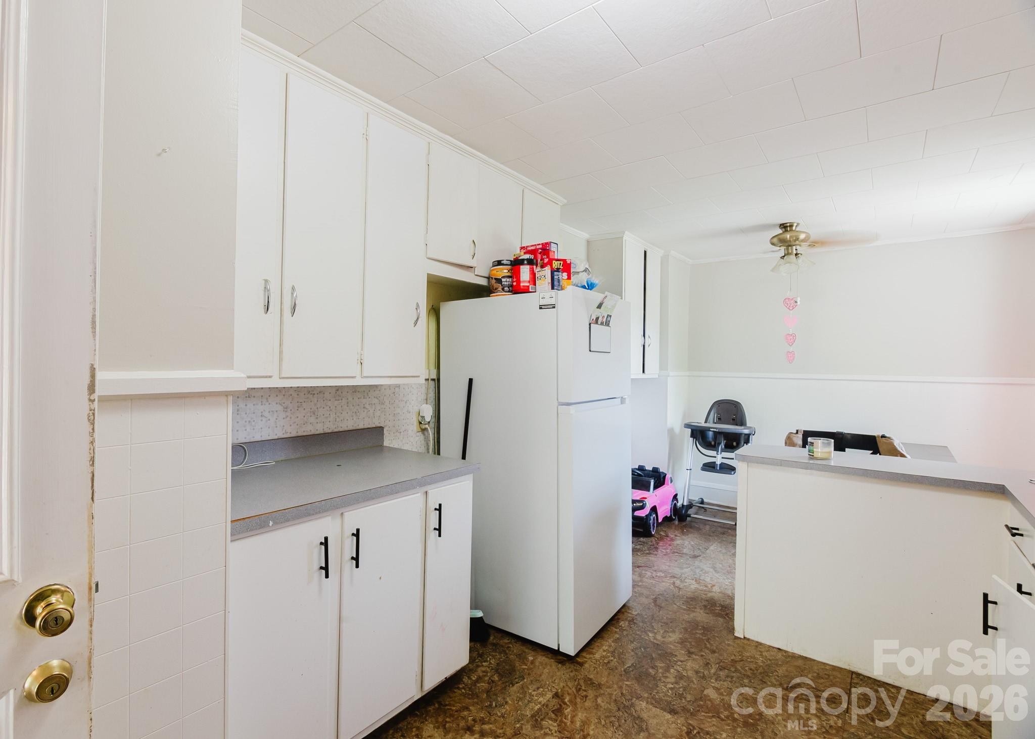 303 Myrtle Avenue — Hamlet