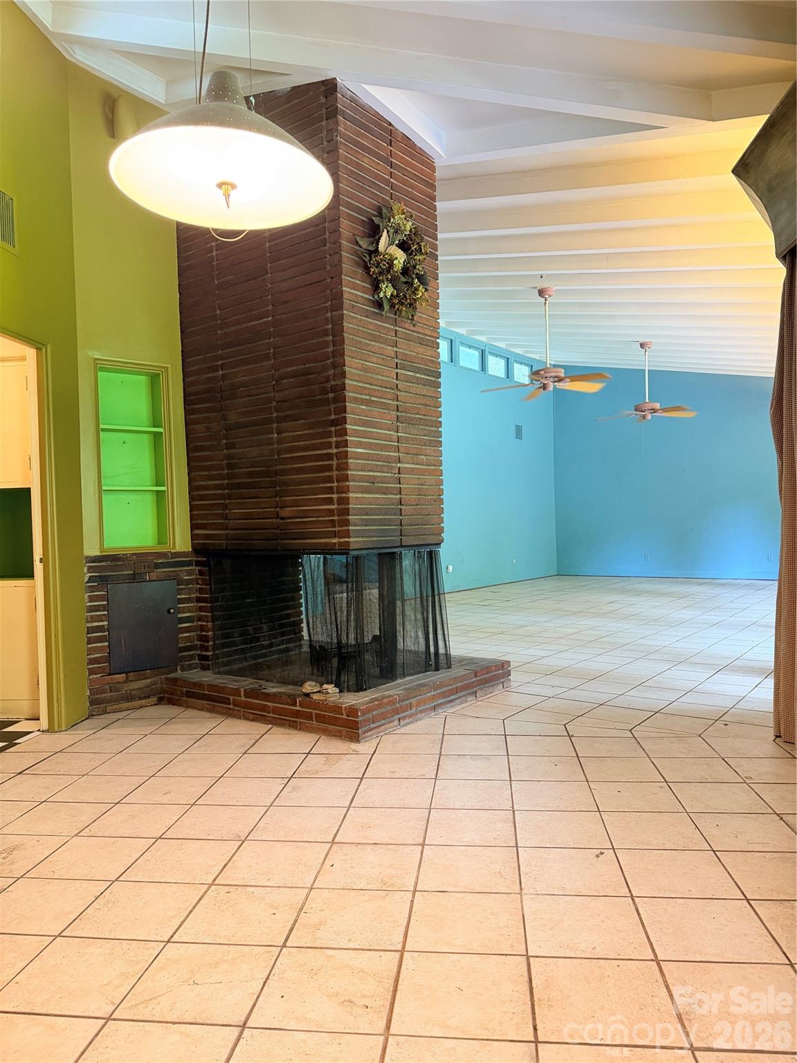 800 W 7th Street — Newton